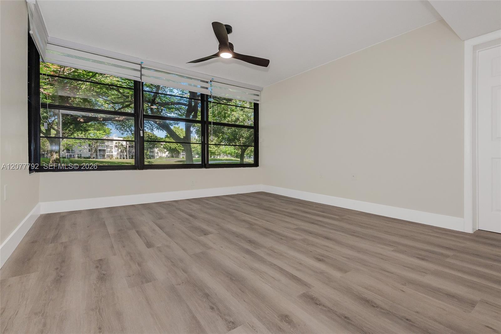 1709 Whitehall Dr # 103 — Photo 5