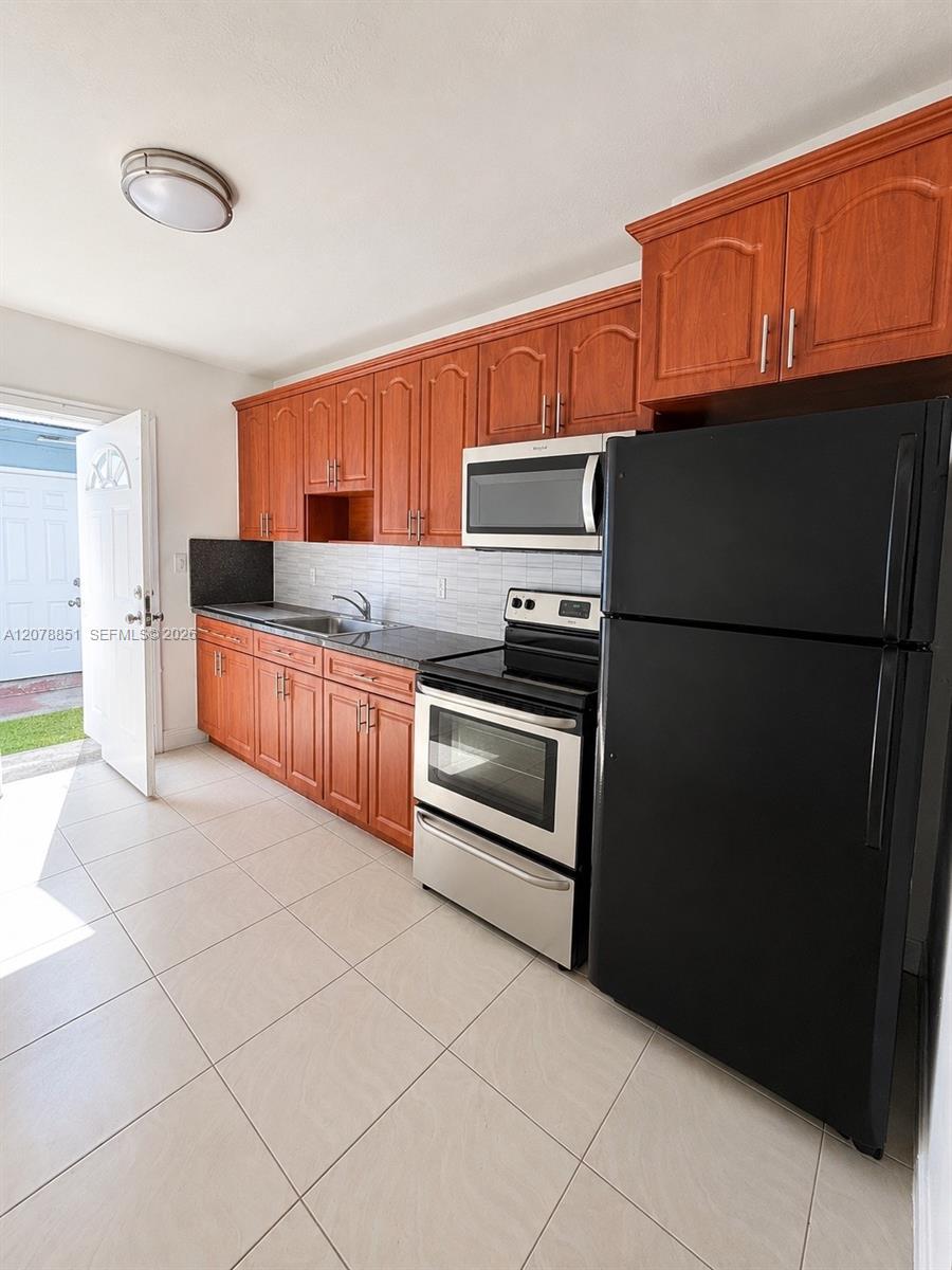 10841 SW 7th St # 1 — Photo 5