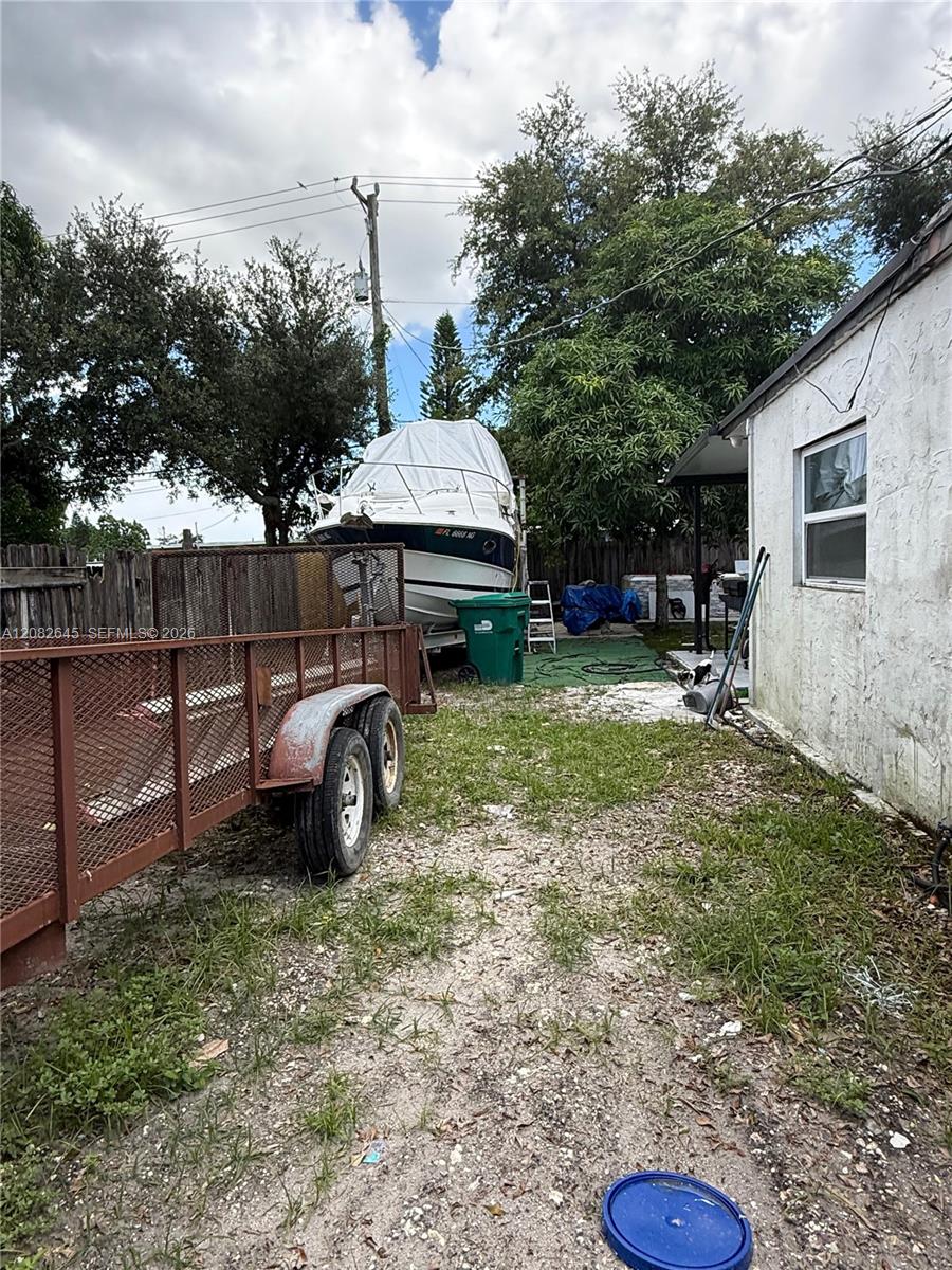 16415 NW 22nd Ave — Photo 5