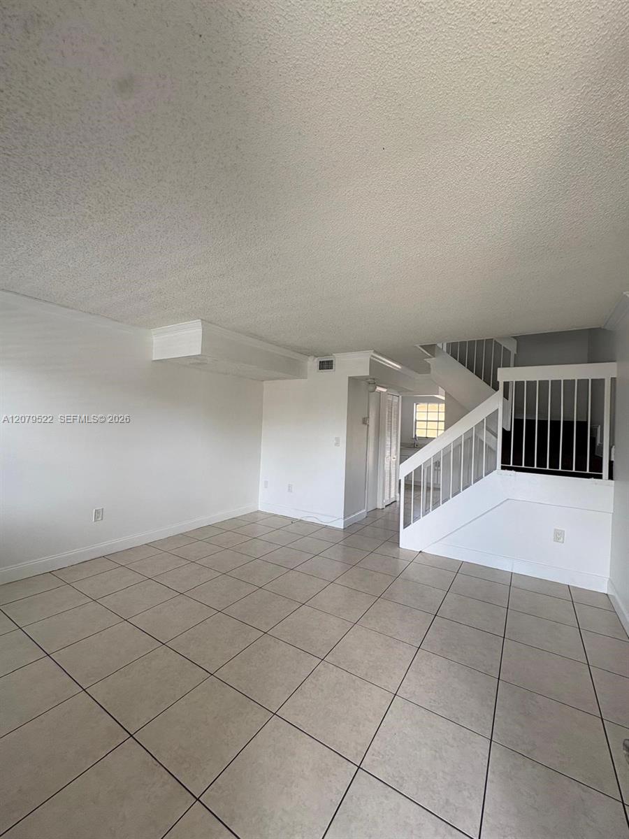 7510 SW 152nd Ave # C204 — Photo 2