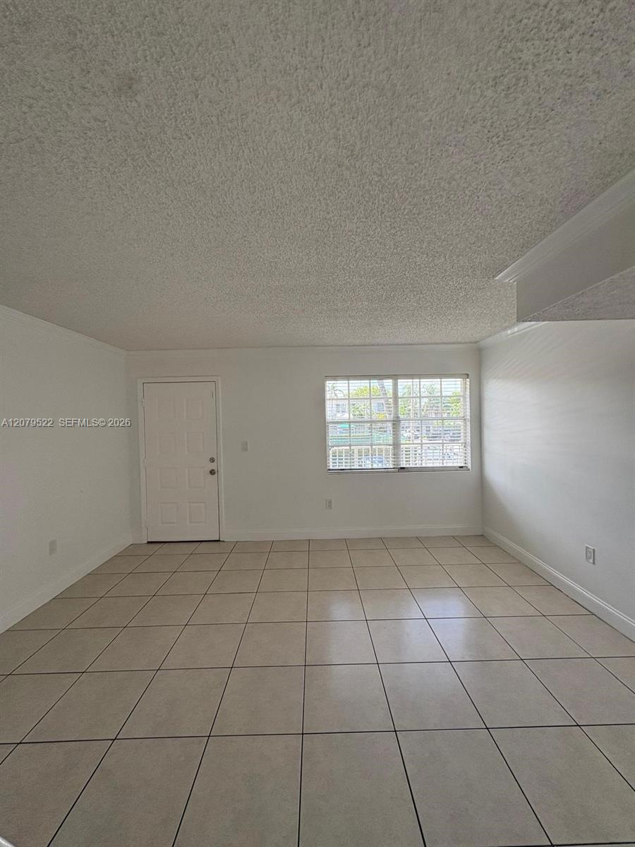 7510 SW 152nd Ave # C204 — Photo 3