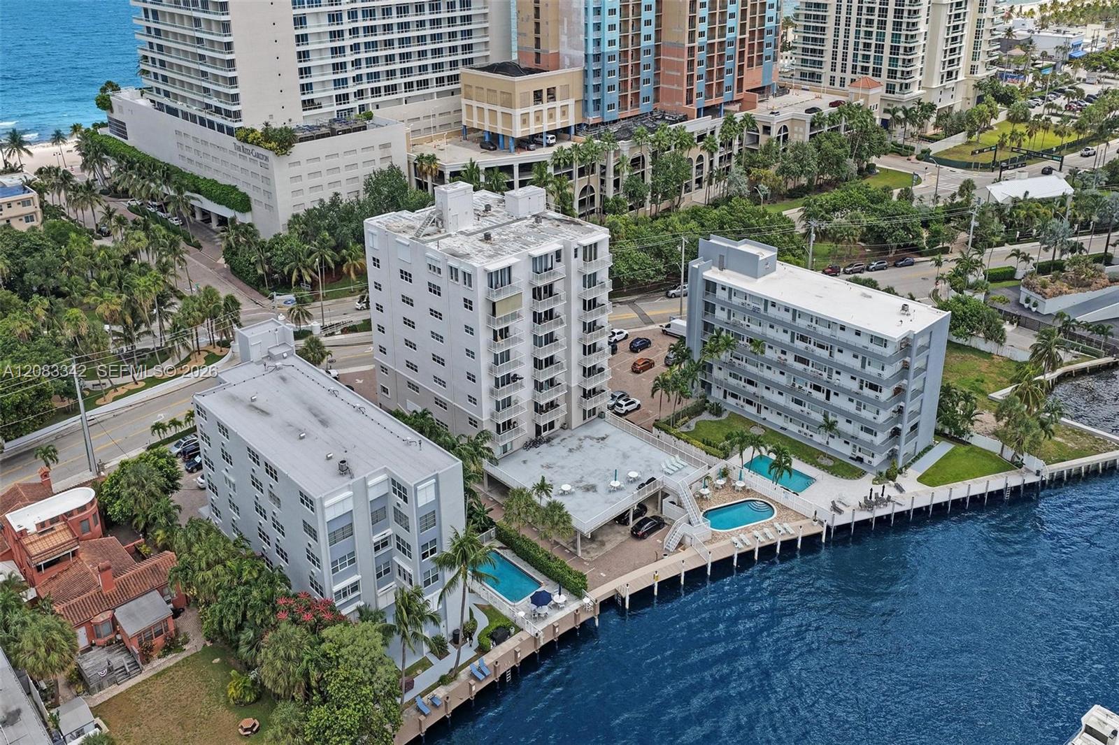In the heart of the Sun. Sand & Surf of the famous Fort Lauderdale Beach