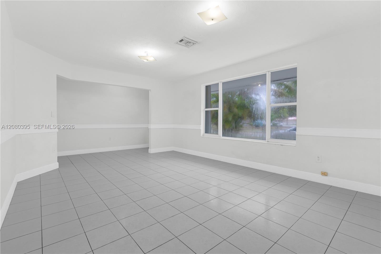 9441 SW 27th Dr — Photo 3