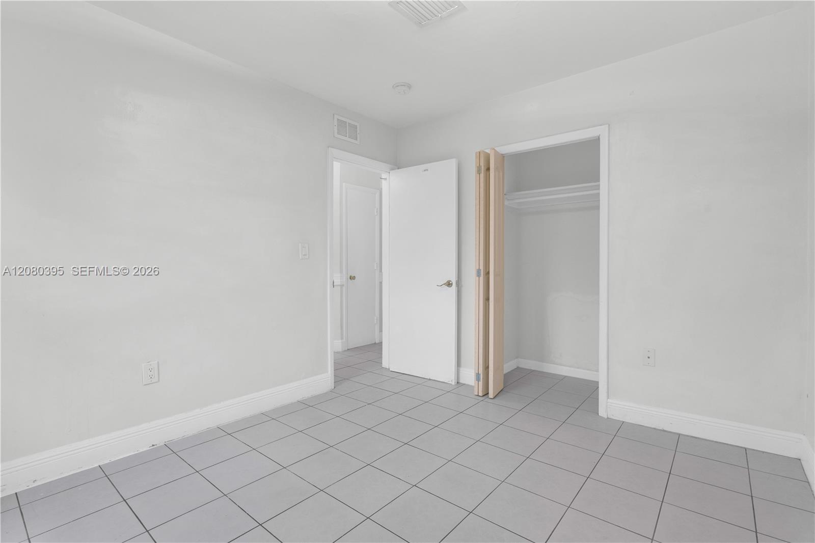 9441 SW 27th Dr — Photo 4
