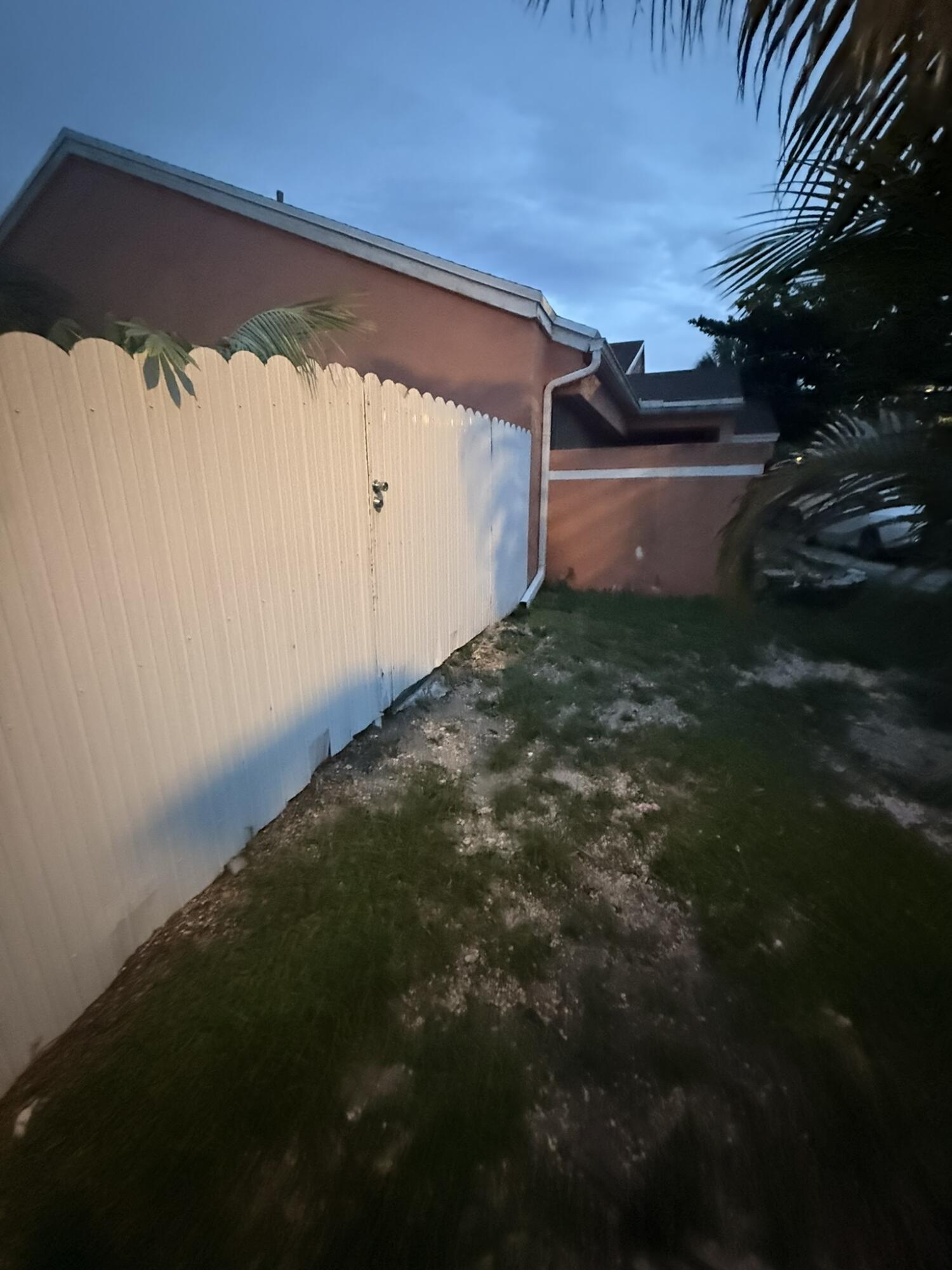 5170 NW 73RD Way — Photo 2