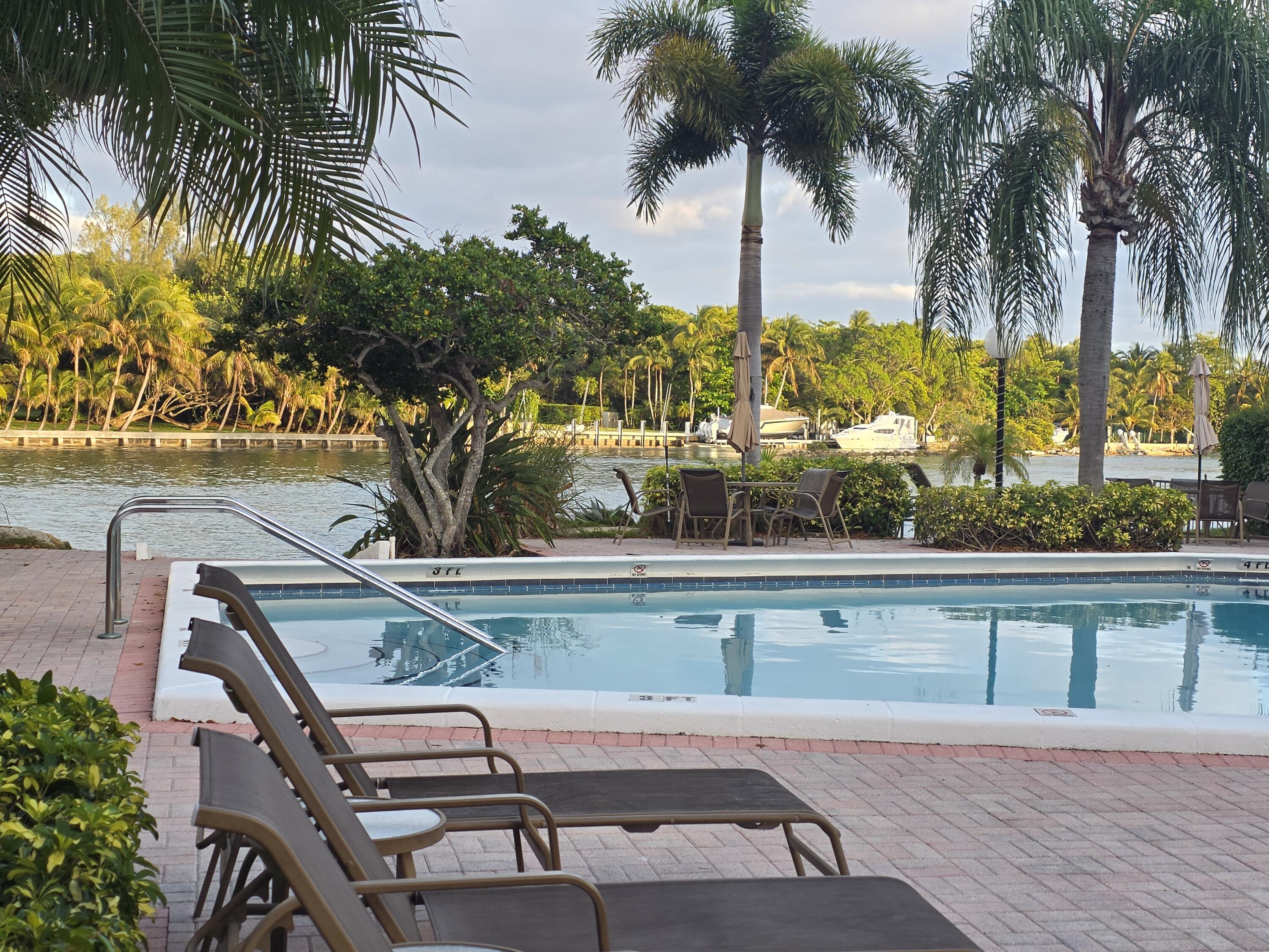 3100 NE 48th Court # 113, Lighthouse Point FL 33064