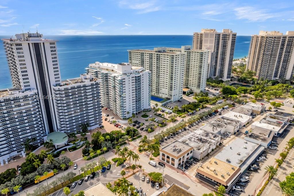 3430 Galt Ocean Dr # 305 — Photo 3