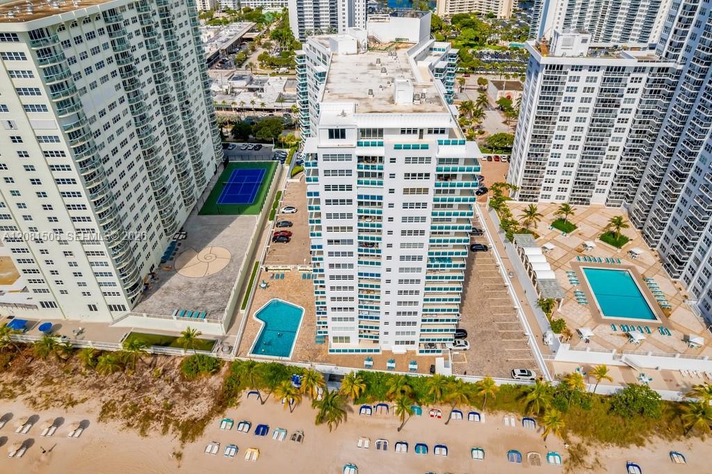 3430 Galt Ocean Dr # 305 — Photo 4