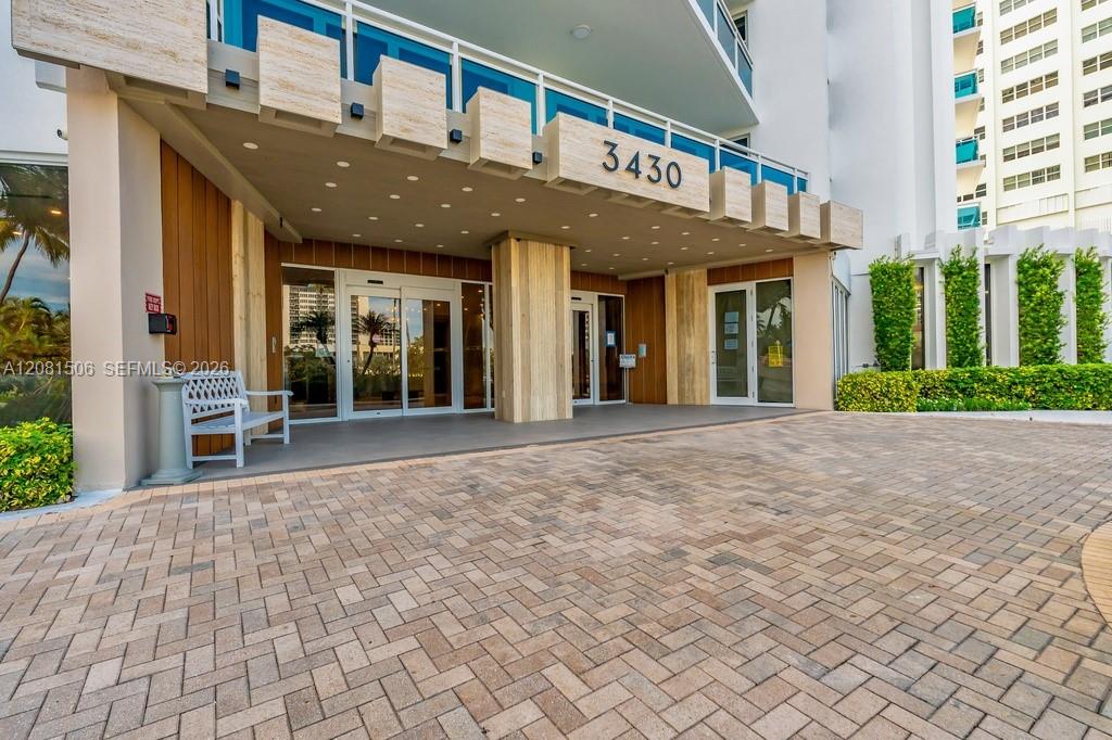 3430 Galt Ocean Dr # 305 — Photo 5