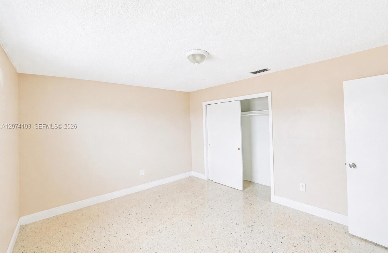 2315 W Okeechobee Rd # 304 — Photo 4