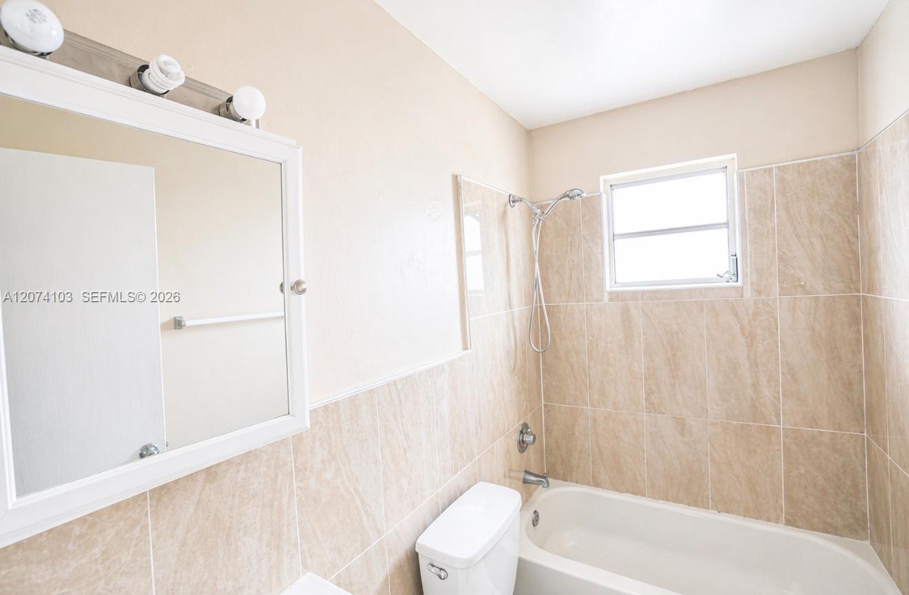 2315 W Okeechobee Rd # 304 — Photo 5