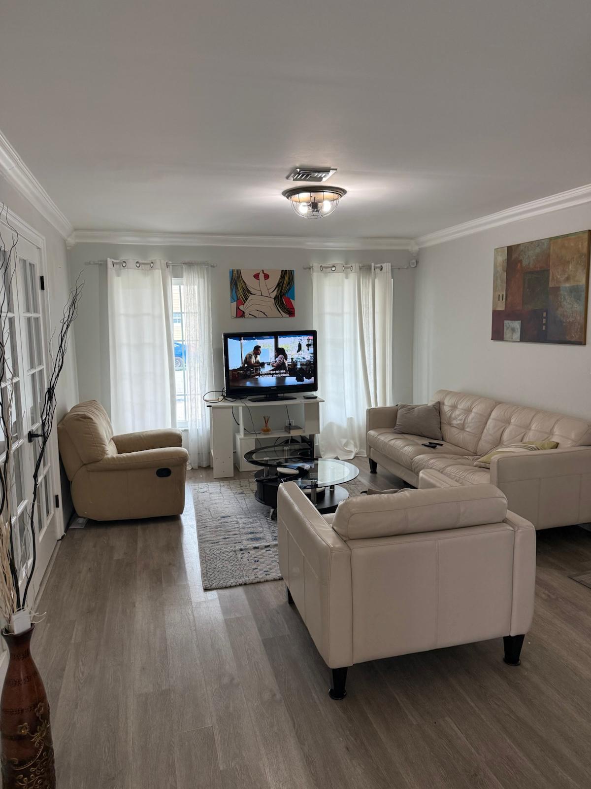 3400 Ivy Way — Photo 3