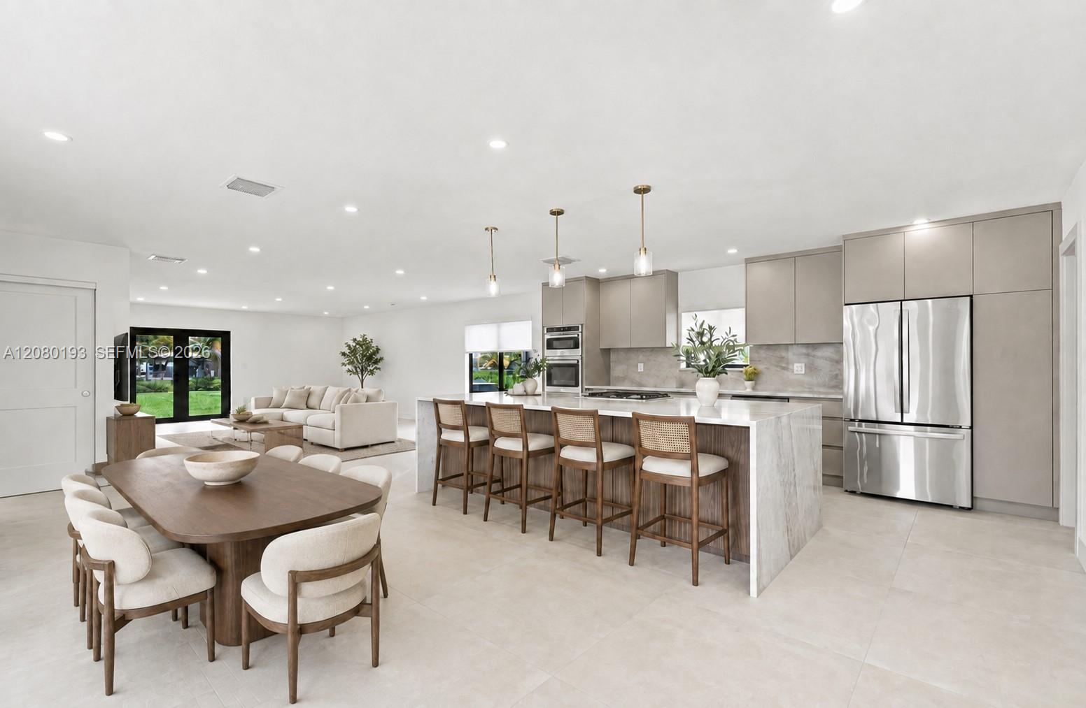 9771 Bel Aire Dr, Cutler Bay FL 33157