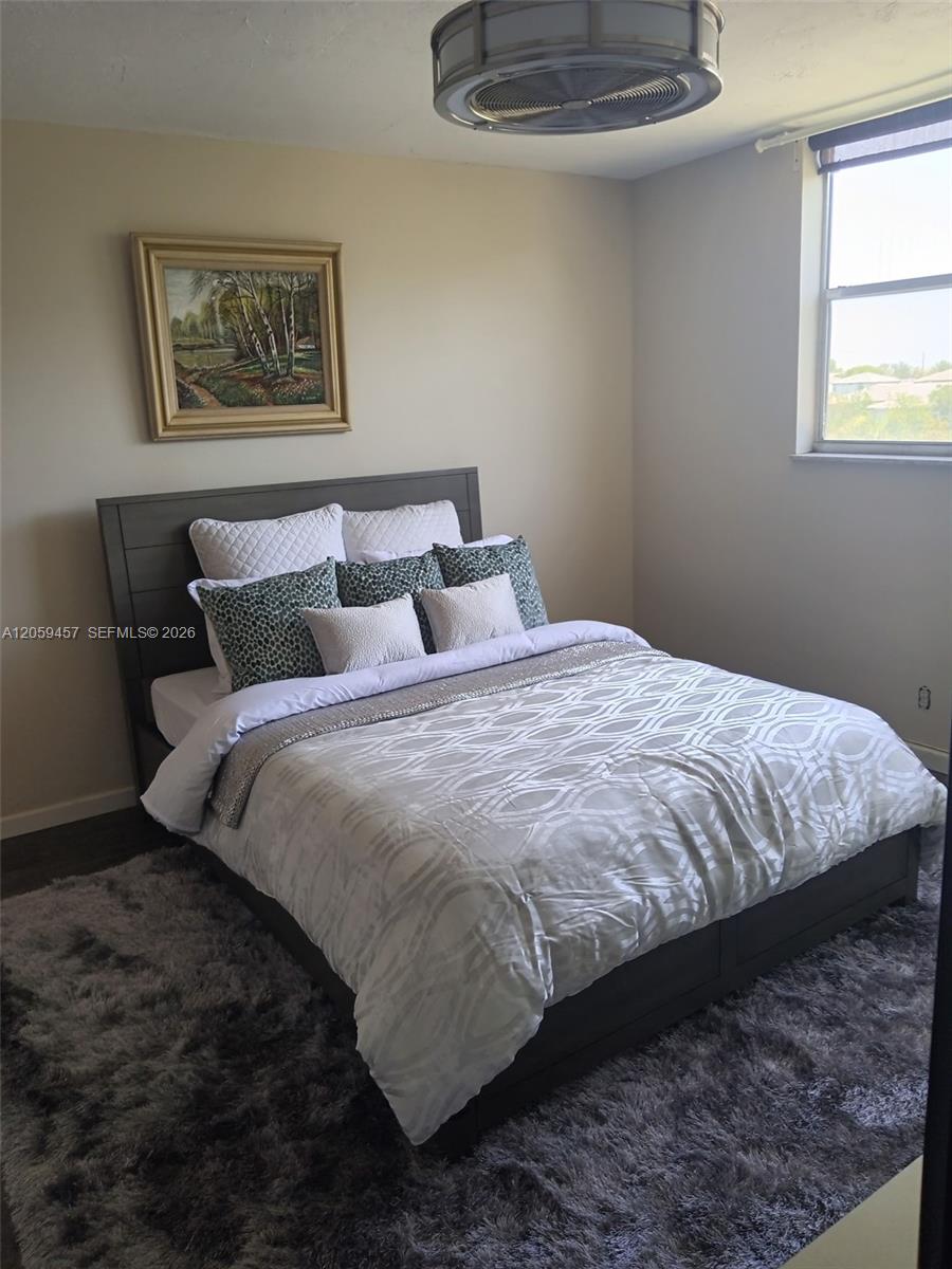 2821 Somerset Dr # 312, Lauderdale Lakes FL 33311