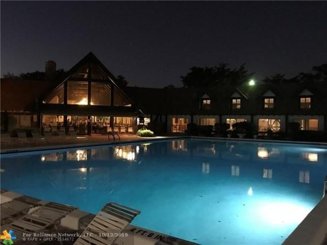 3670 Inverrary Drive # 3b — Photo 3