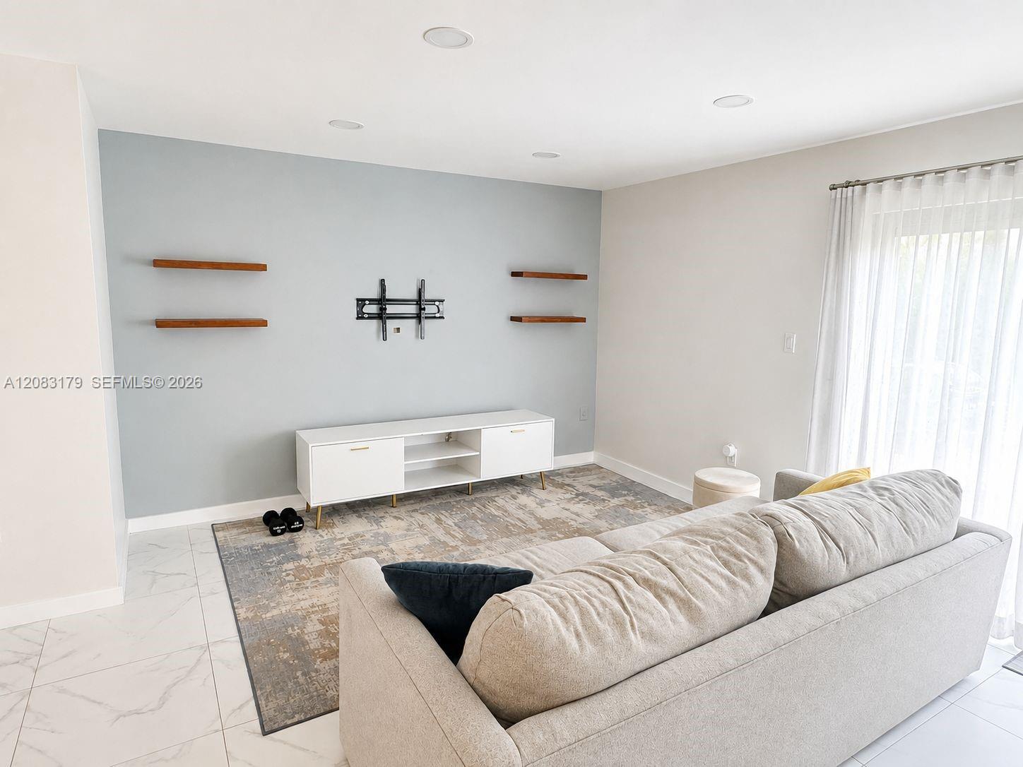 3408 SW 112th Ave # 6 — Photo 2