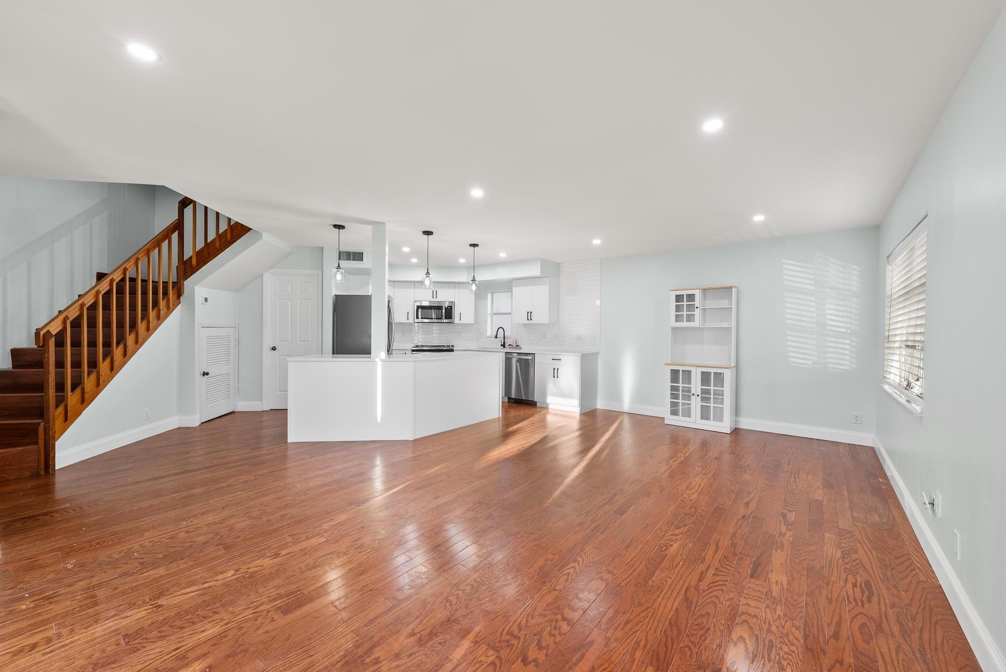 169 Seabreeze Circle — Photo 5