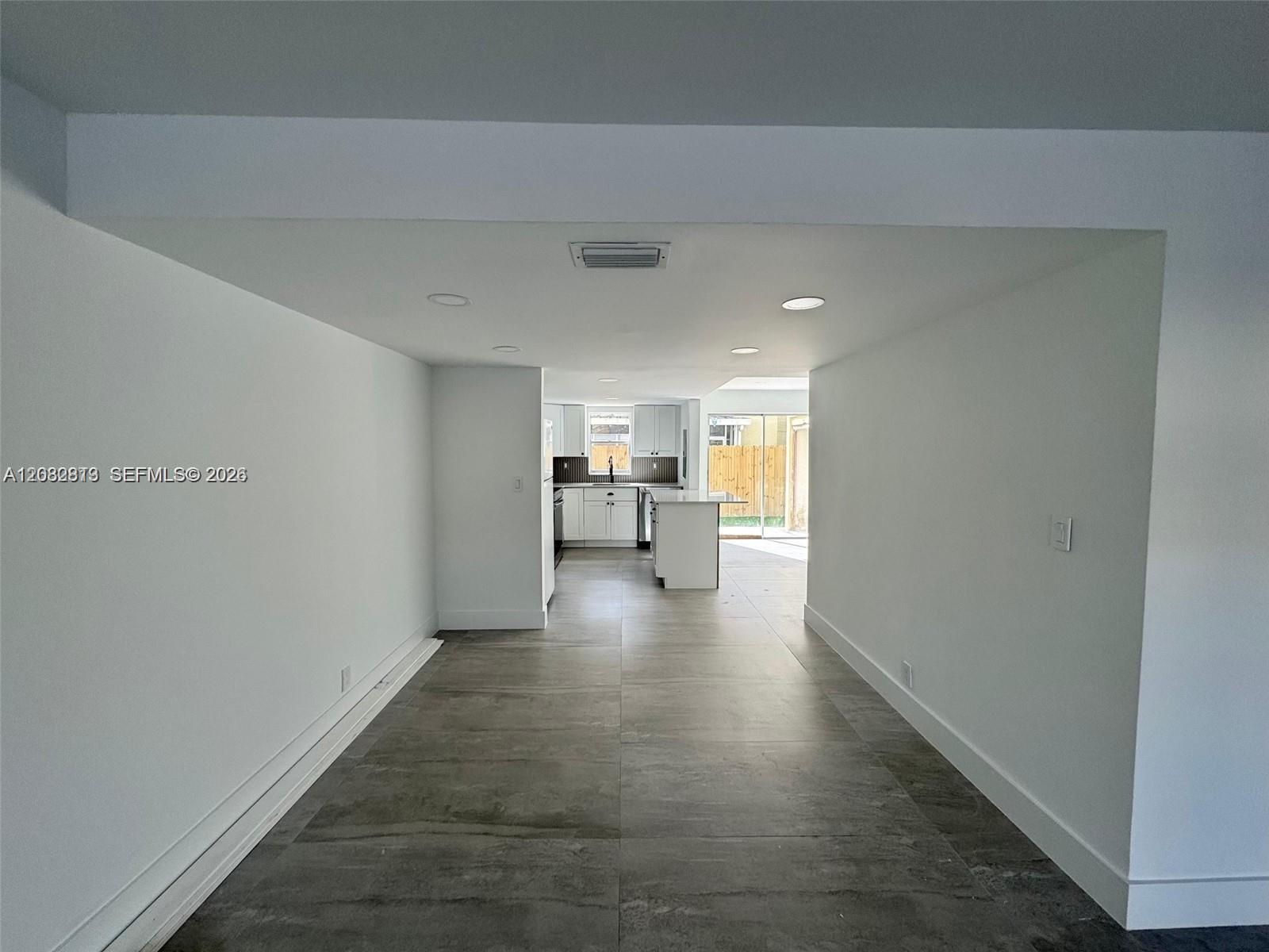 6628 SW 41st St # 6628 — Photo 2