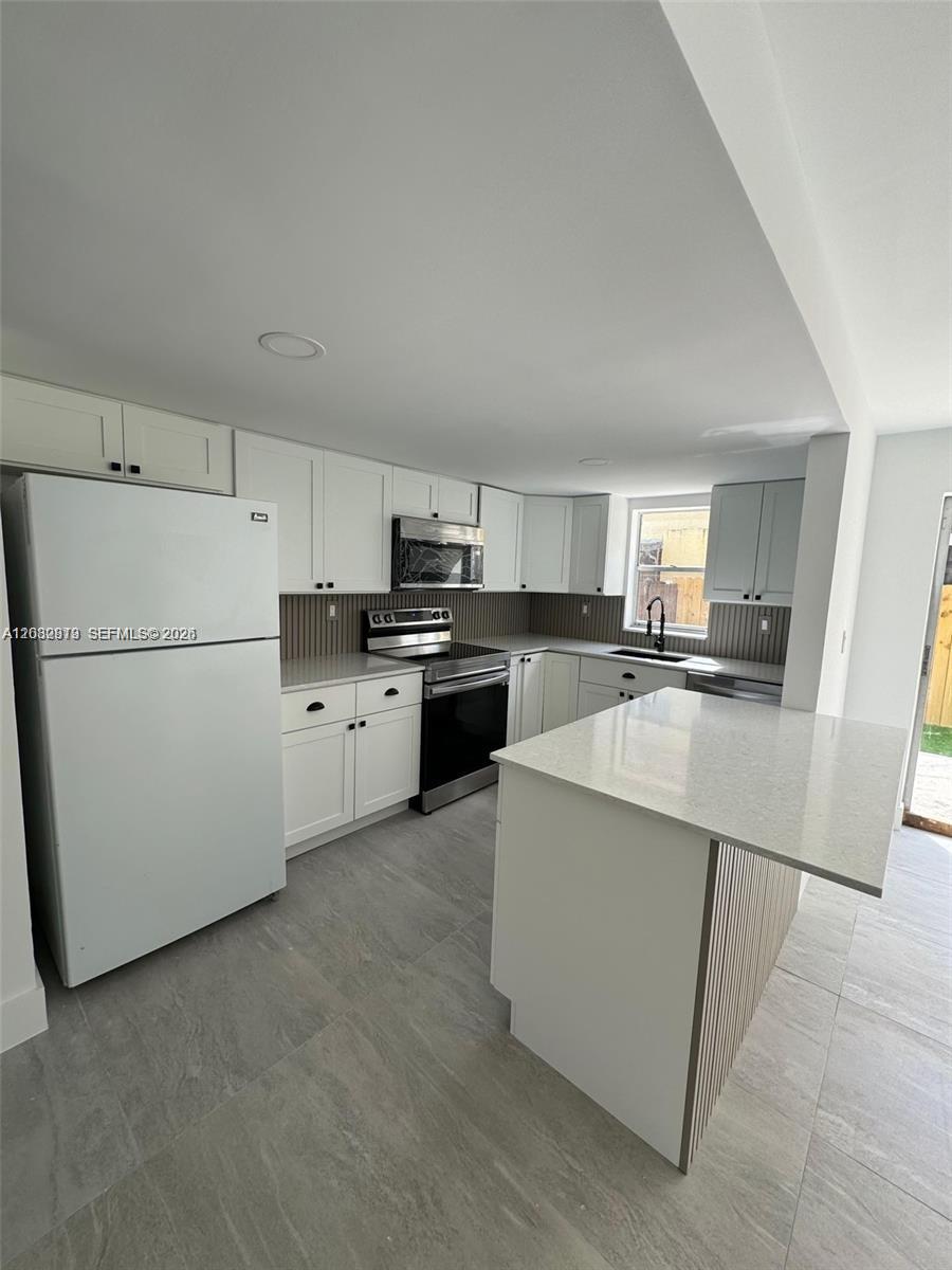 6628 SW 41st St # 6628 — Photo 5