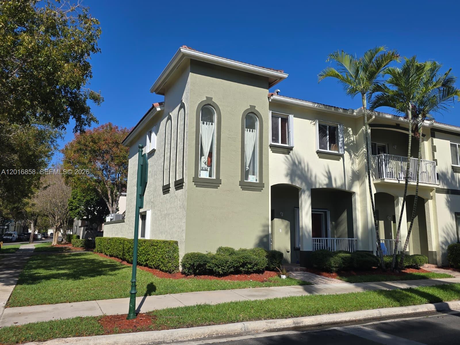 1987 SE 23rd Rd, Homestead FL 33035
