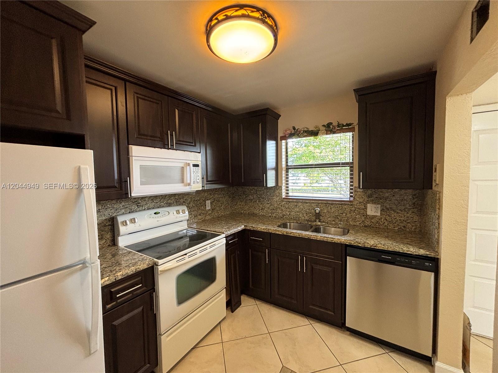 21909 Lake Forest Cir # 205, Boca Raton FL 33433