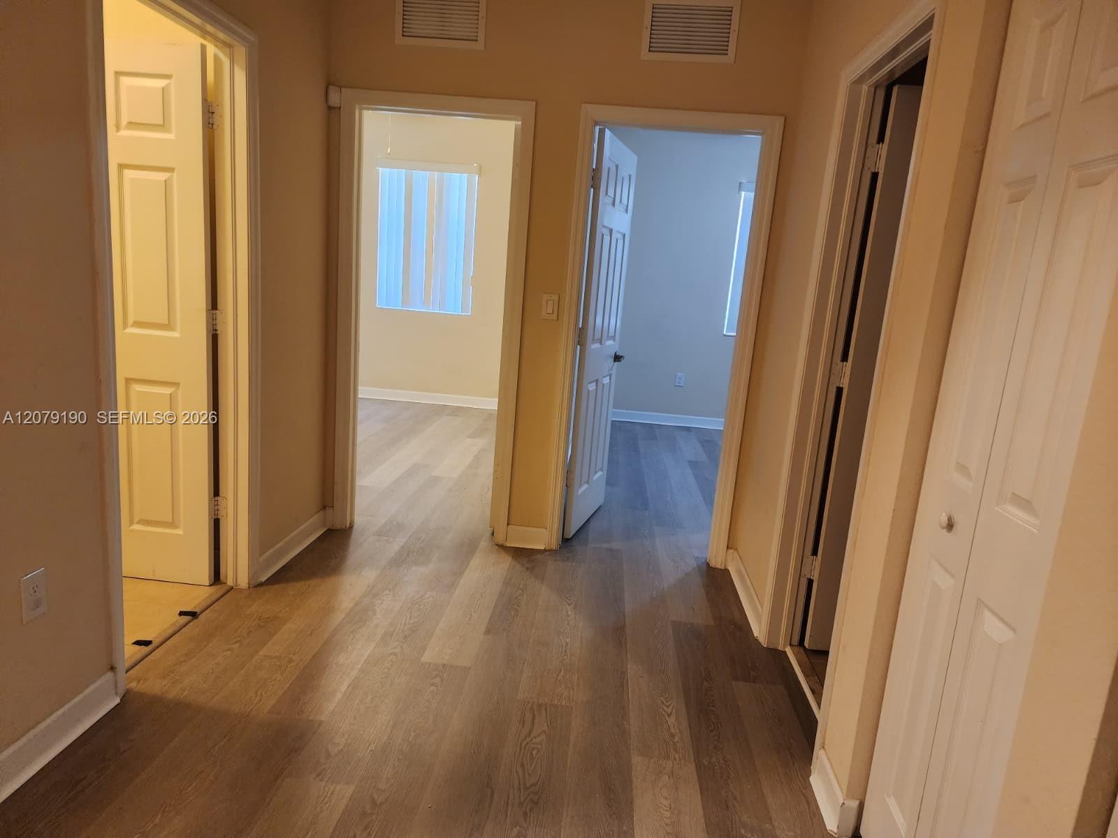 9224 SW 170th Pl — Photo 4