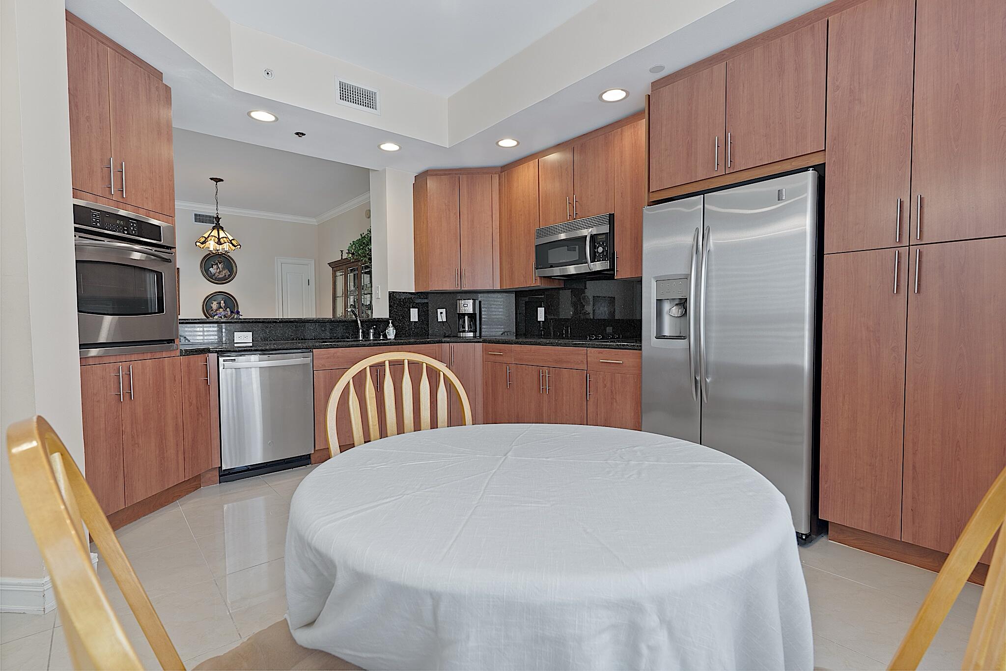 16100 EMERALD ESTATES Drive # 397 — Photo 2