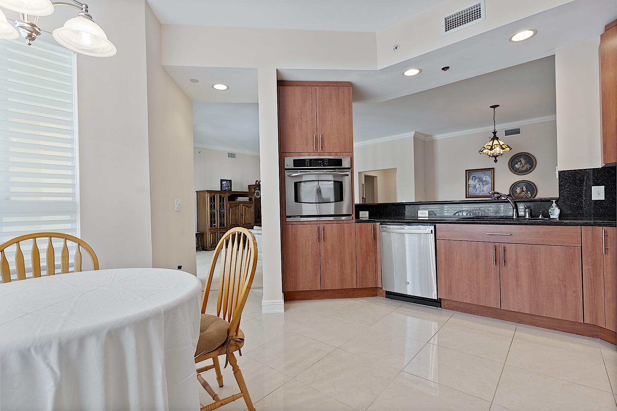 16100 EMERALD ESTATES Drive # 397 — Photo 3