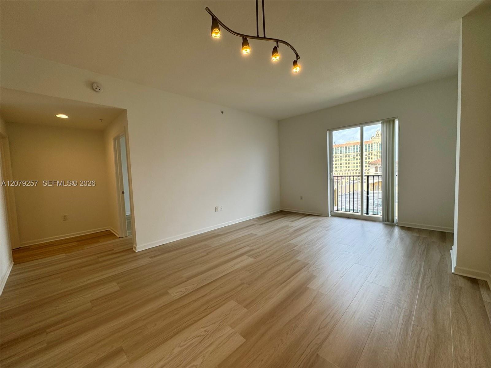 10 Aragon Ave # 1008, Coral Gables FL 33134