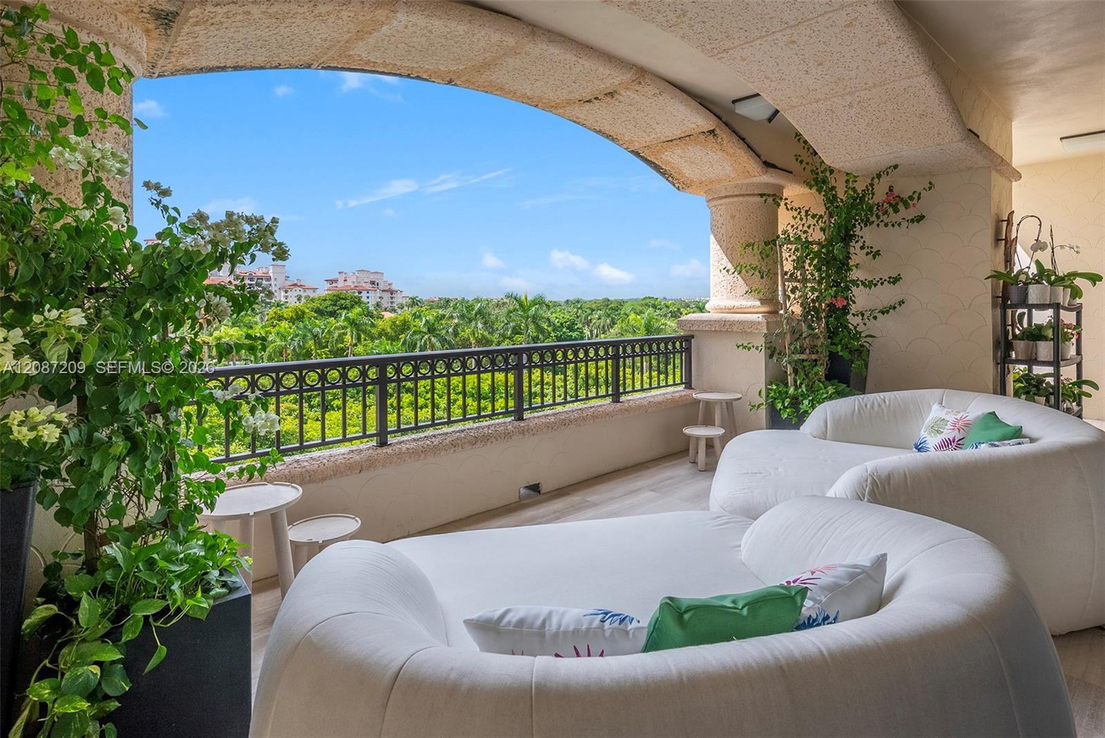 7052 Fisher Island Dr # 7052 — Photo 3