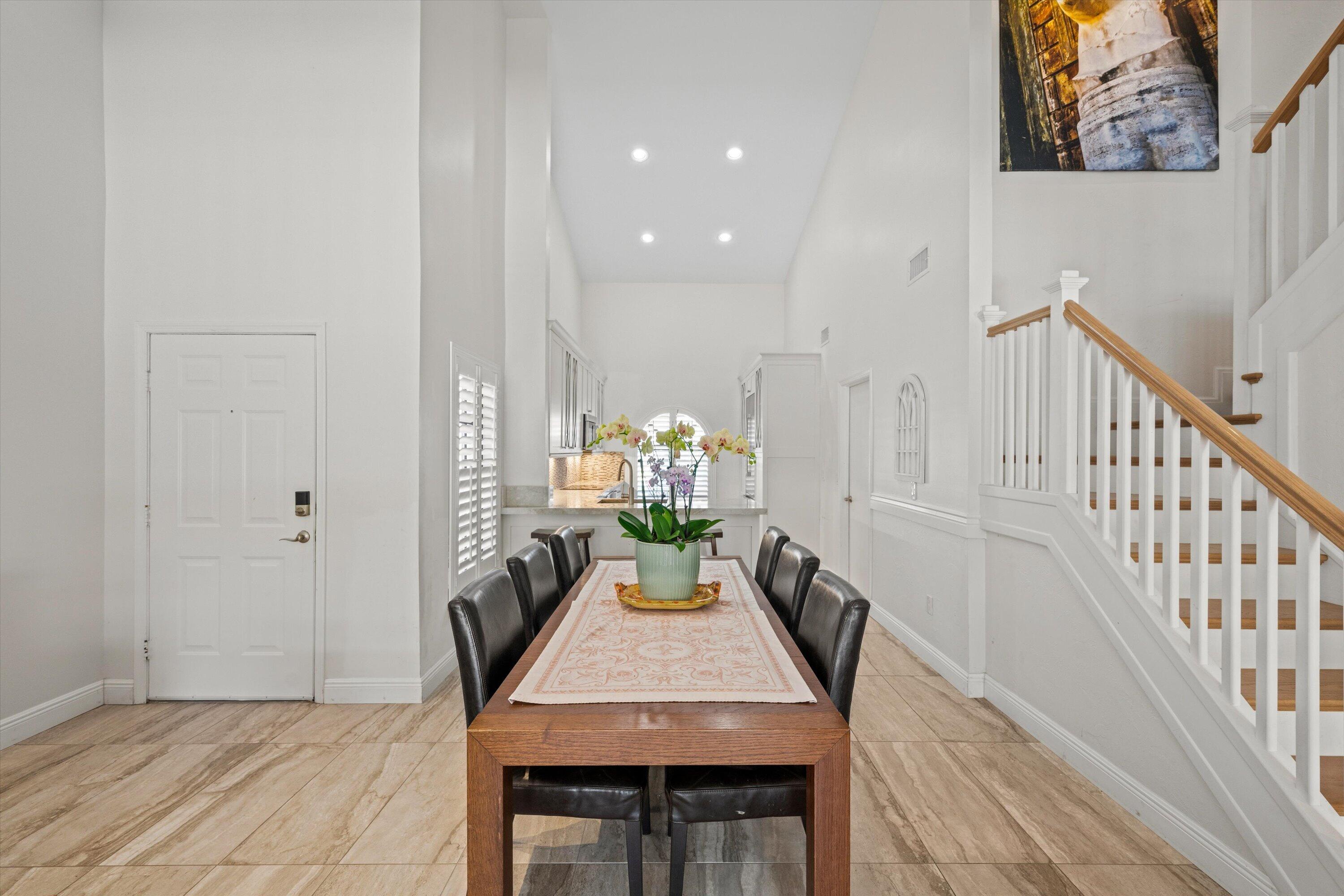 13514 Fountain View Boulevard — Photo 5