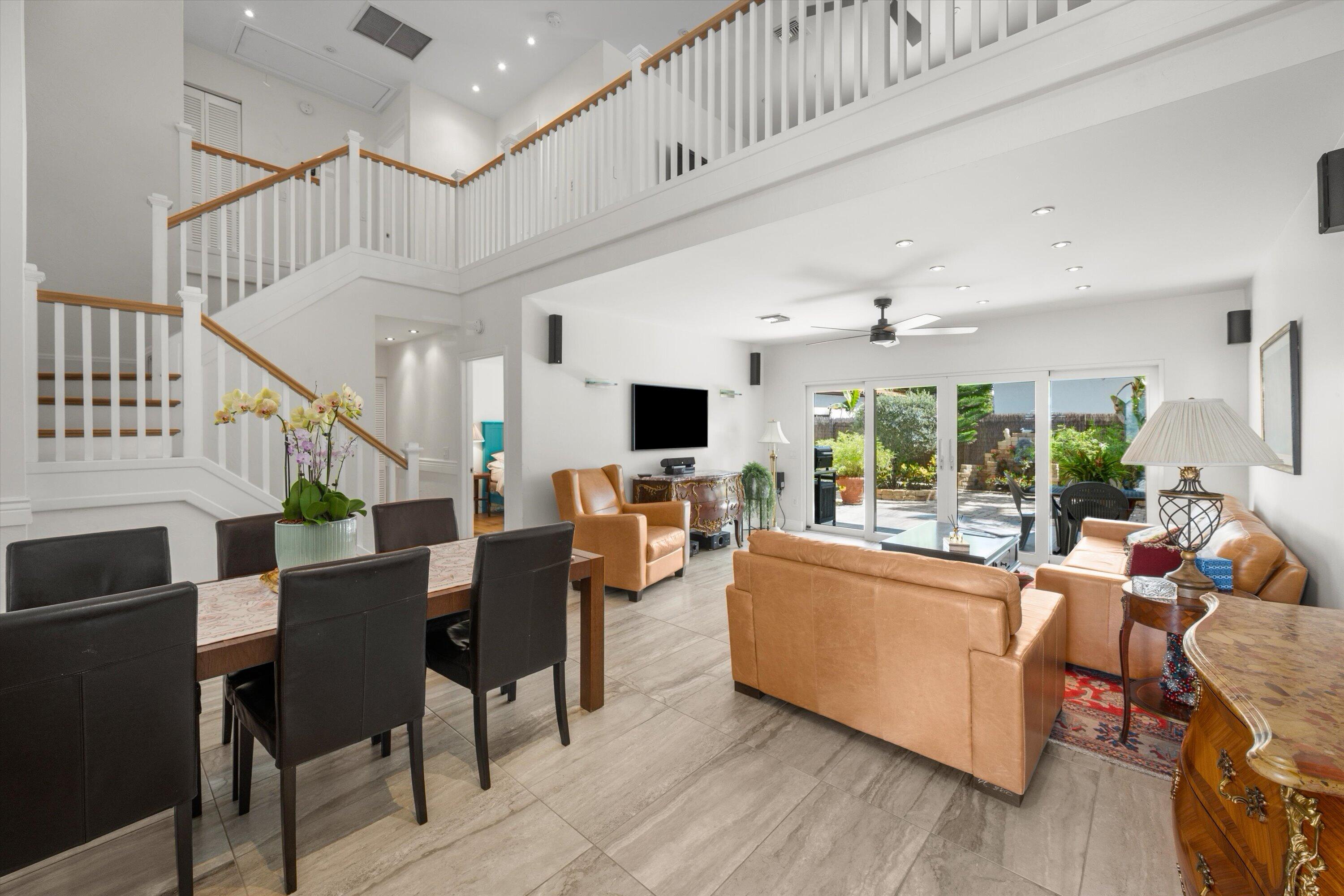 13514 Fountain View Boulevard — Photo 3