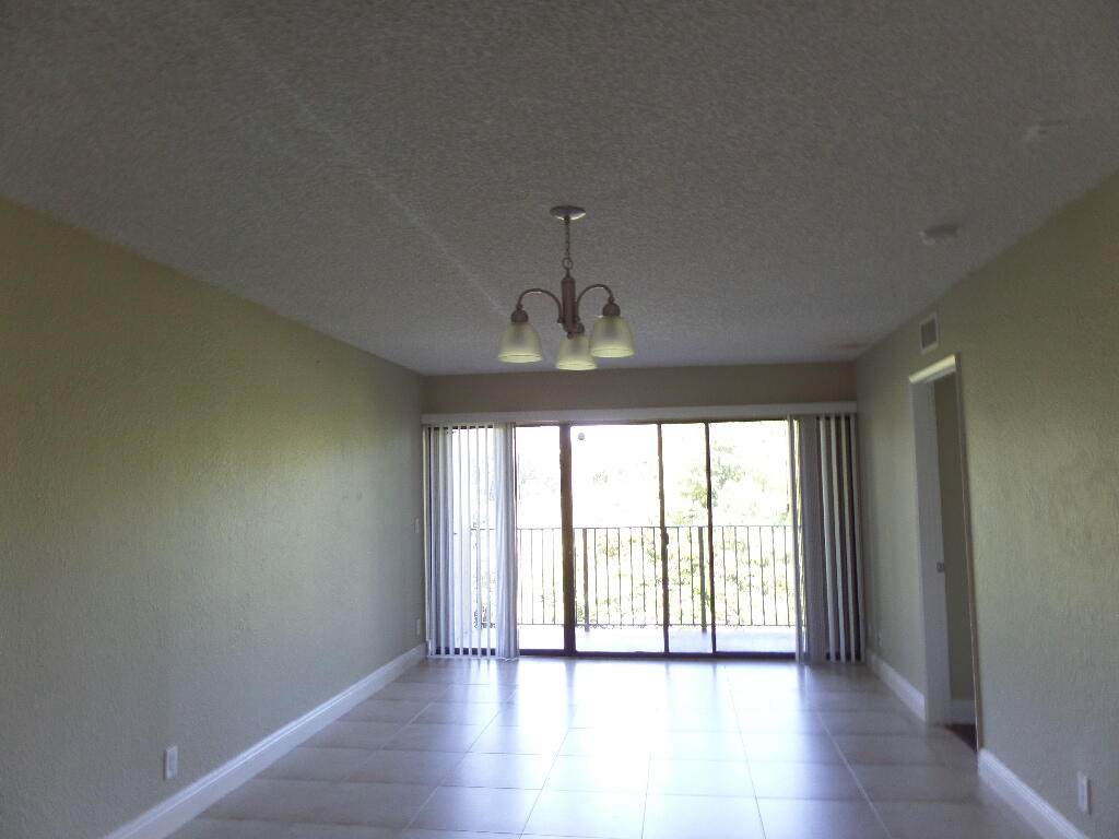 1581 BALFOUR POINT Drive # G — Photo 4