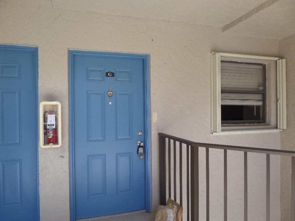 1581 BALFOUR POINT Drive # G — Photo 2