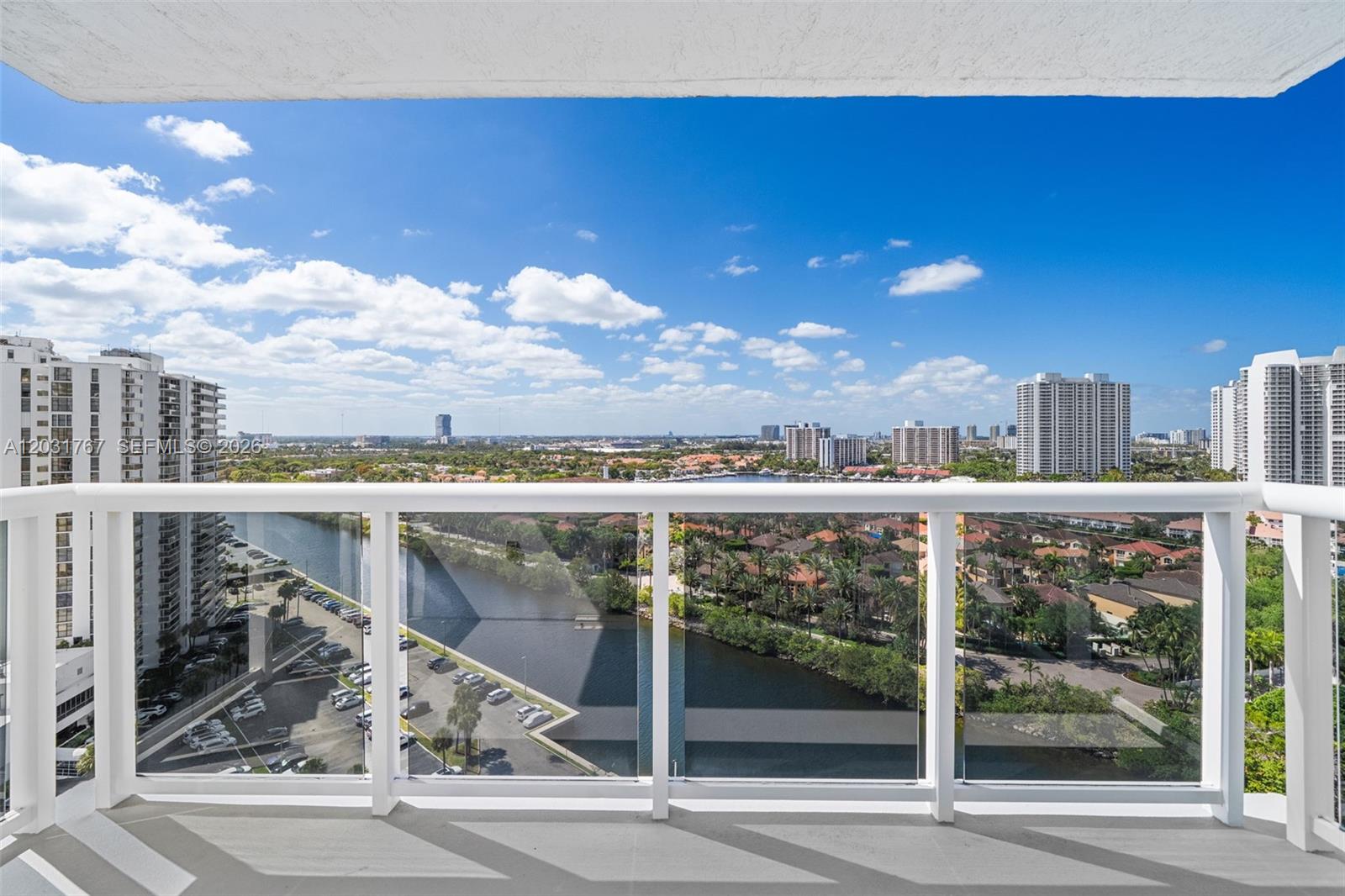 20505 E Country Club Dr # 1938, Aventura FL 33180