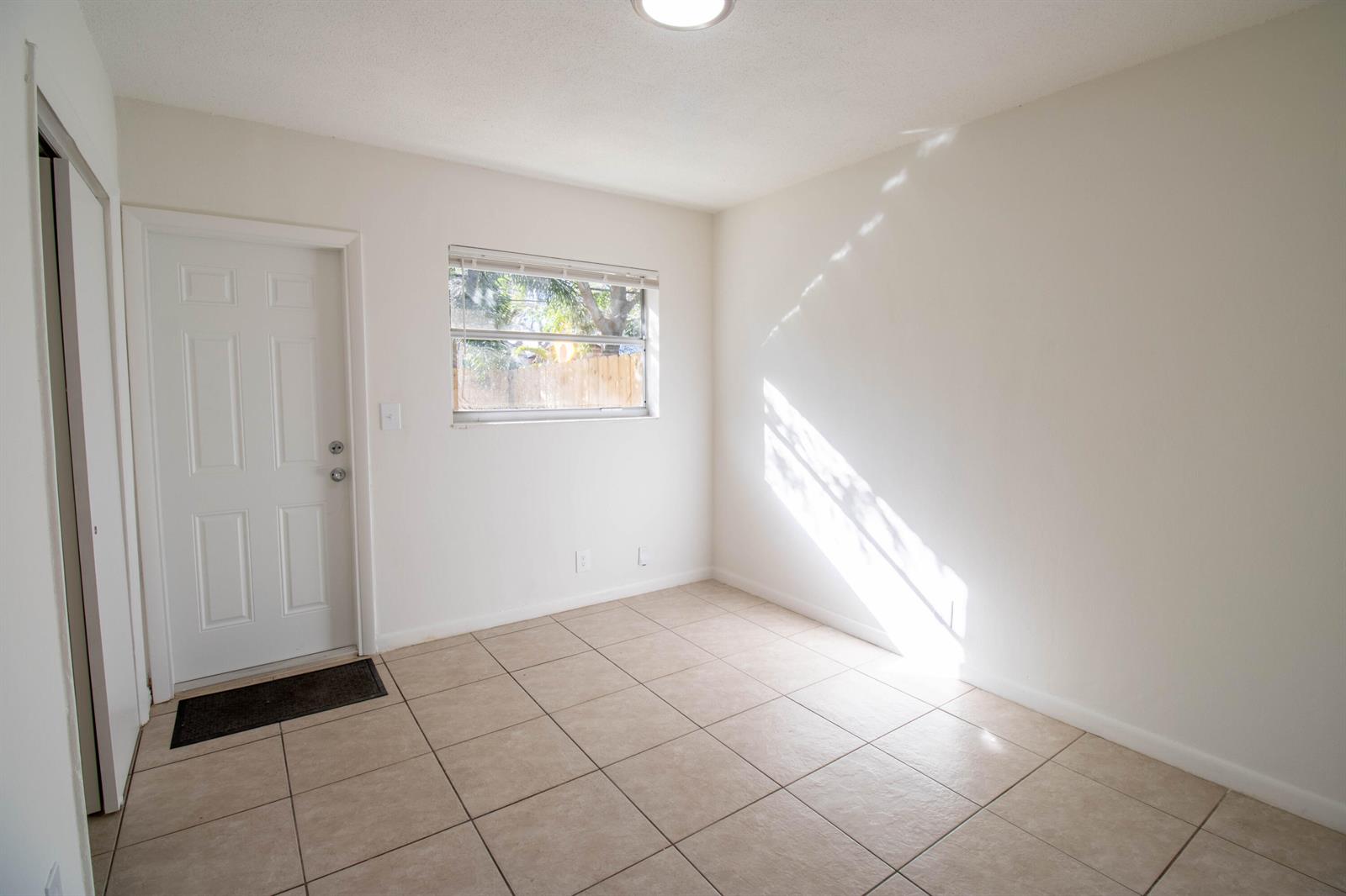 835 SW 4TH Street # 3, Fort Lauderdale FL 33312