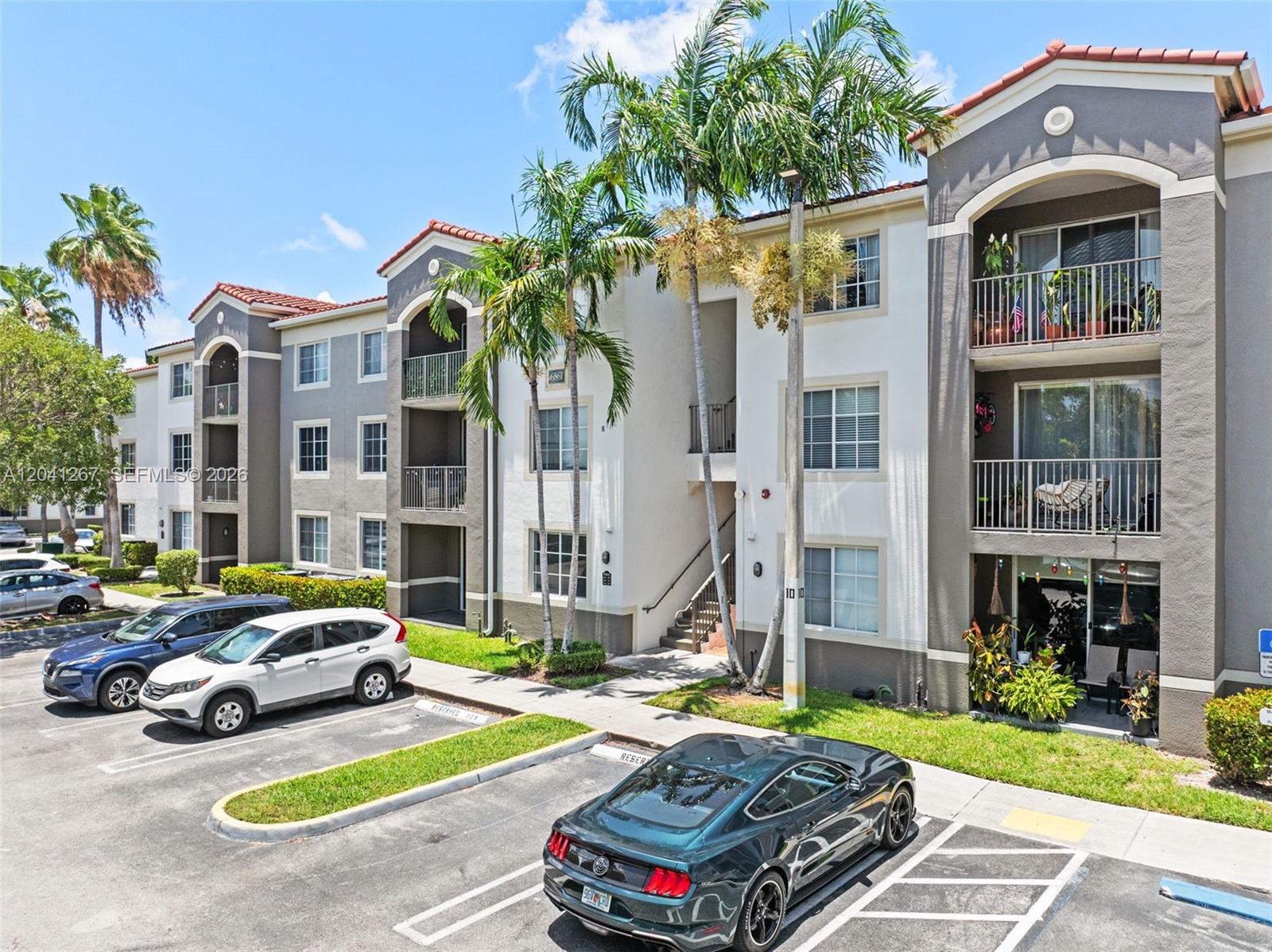6861 SW 44th St # 202, Miami FL 33155