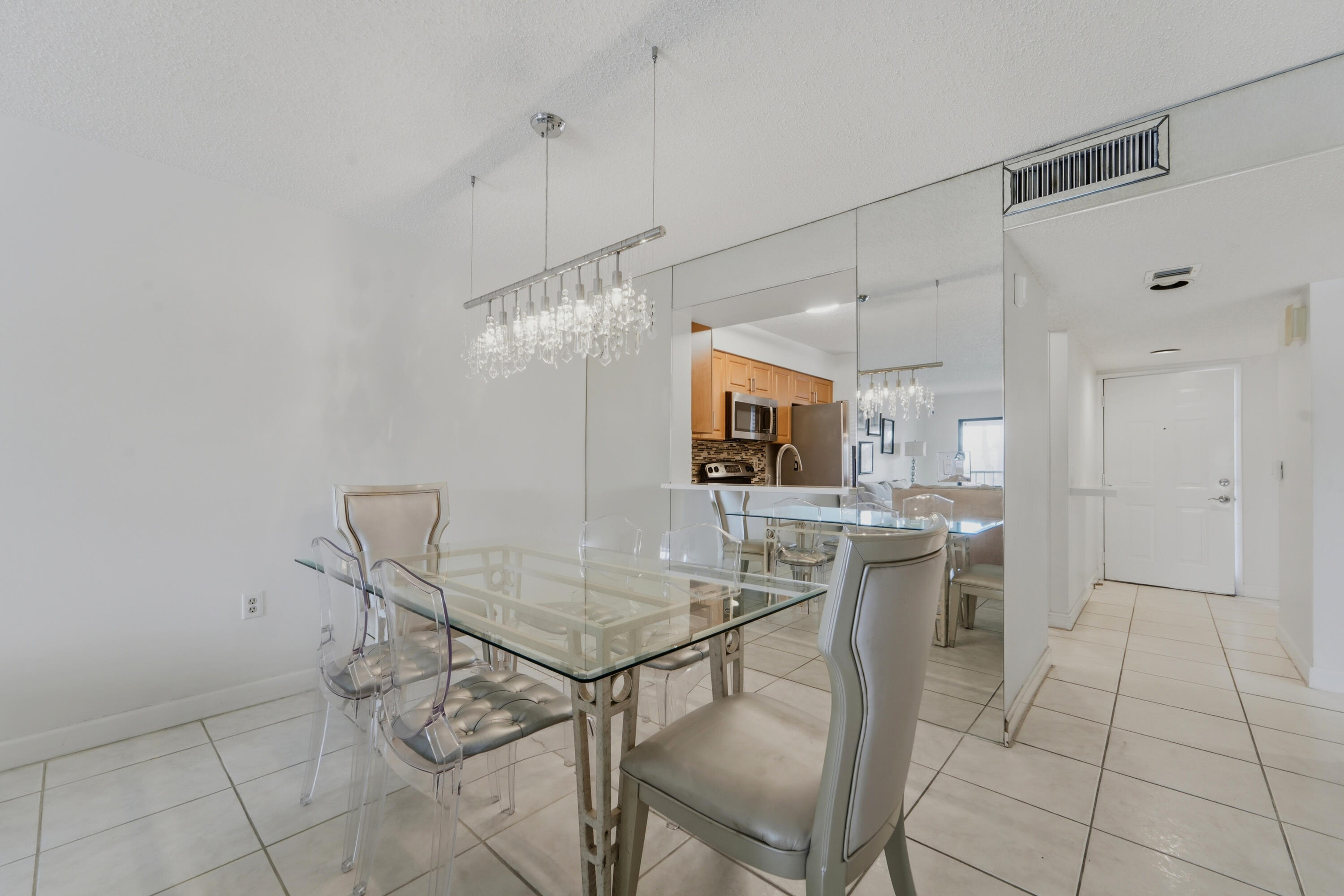 6093 POINTE REGAL Circle # 209 — Photo 5