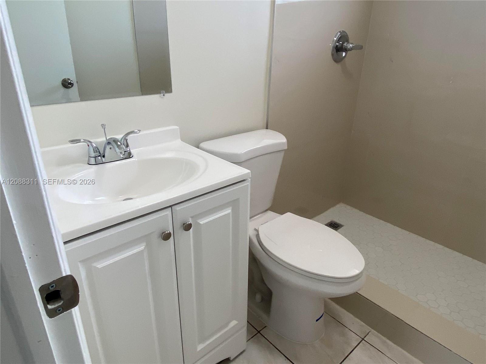 1836 NW 22nd Ct # 6 — Photo 3