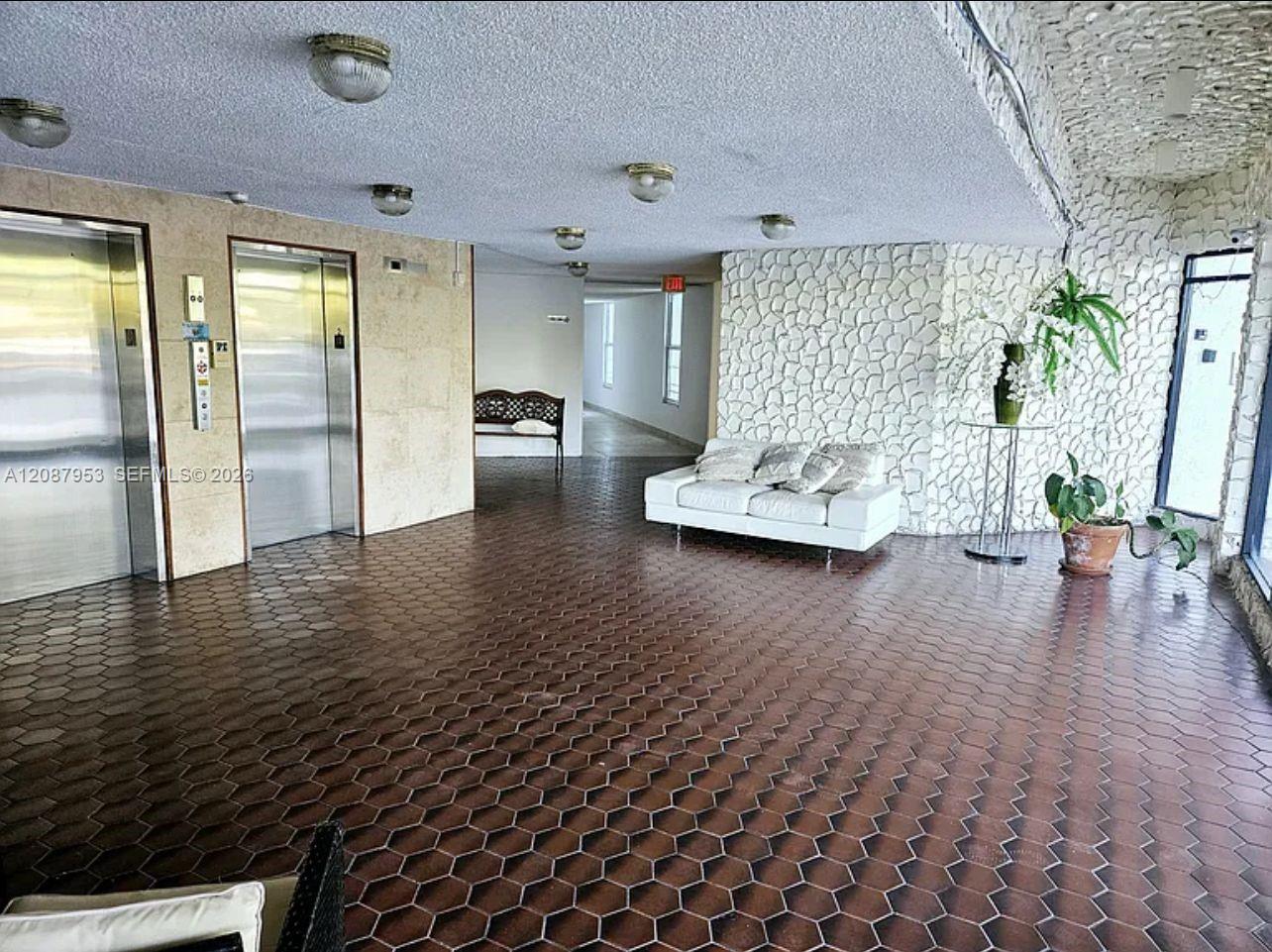 9682 Fontainebleau Blvd # 207 — Photo 3