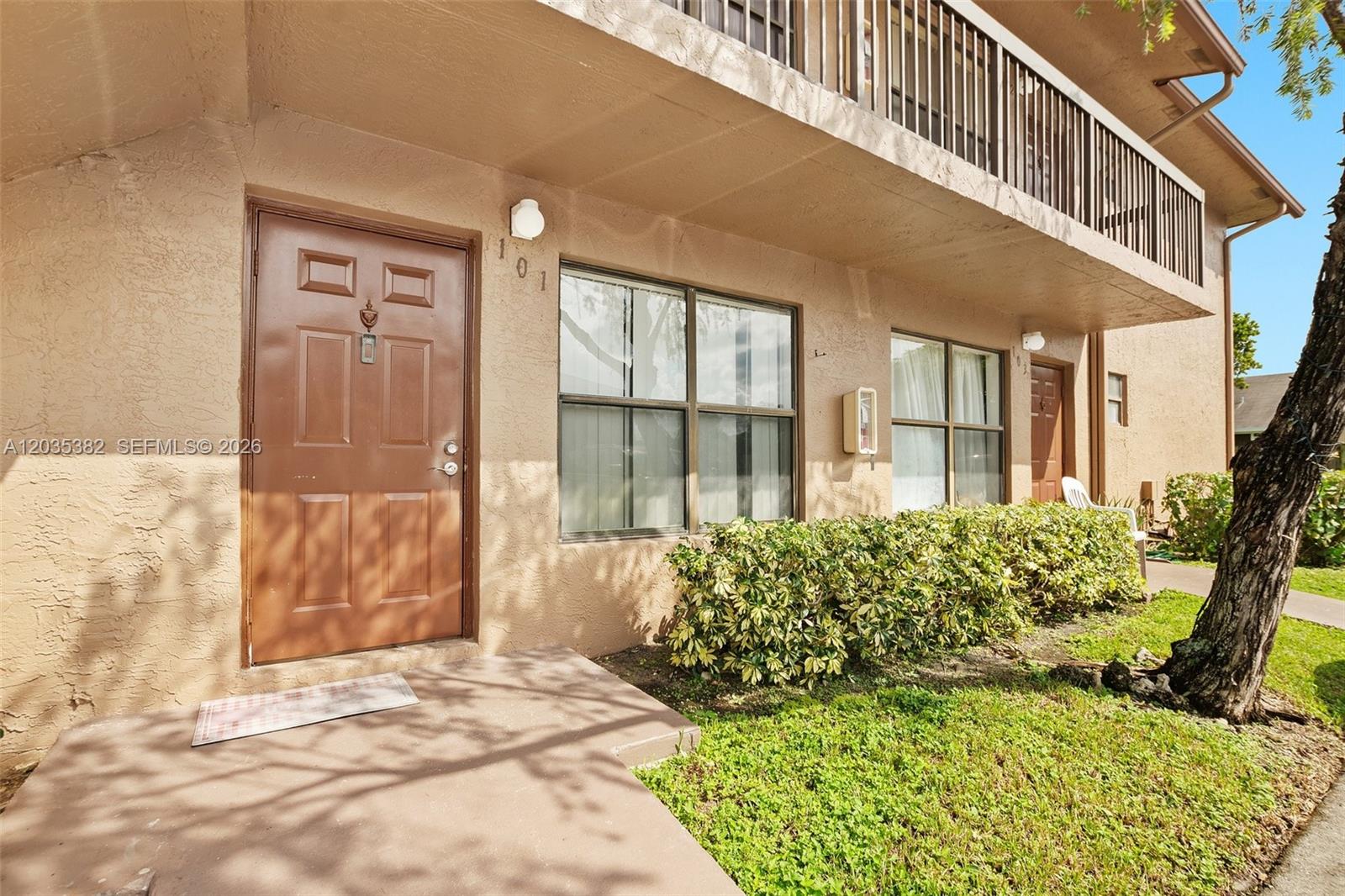 10053 Winding Lake Rd # 101 — Photo 3