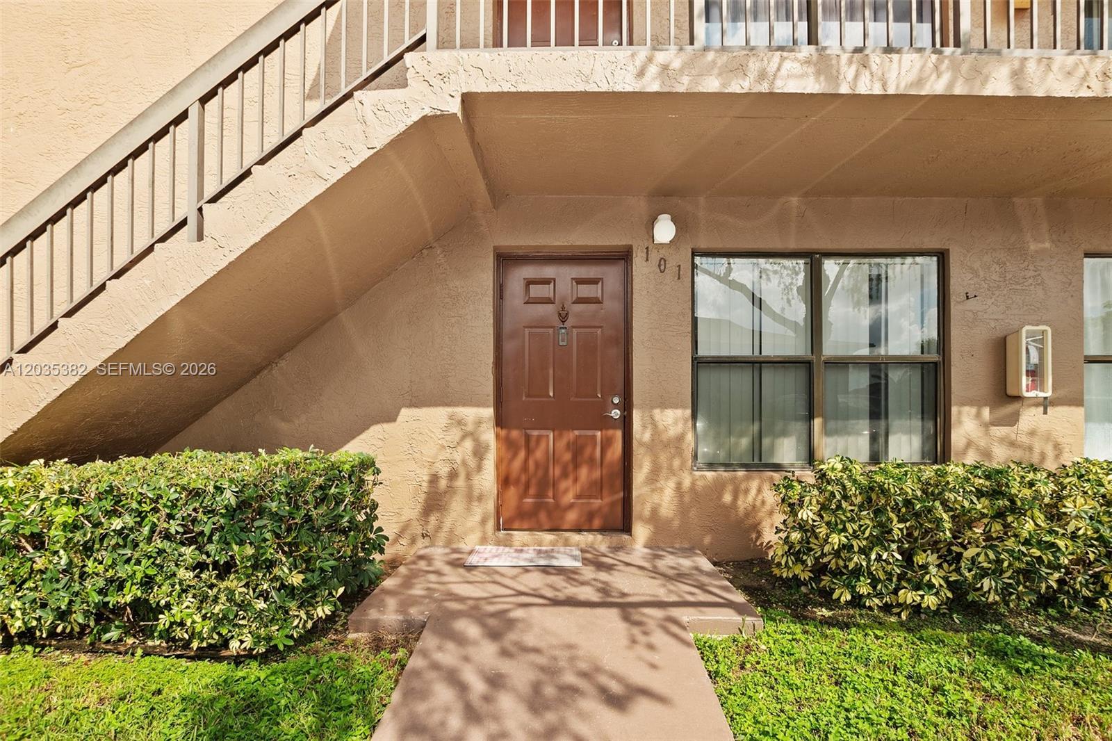 10053 Winding Lake Rd # 101 — Photo 4