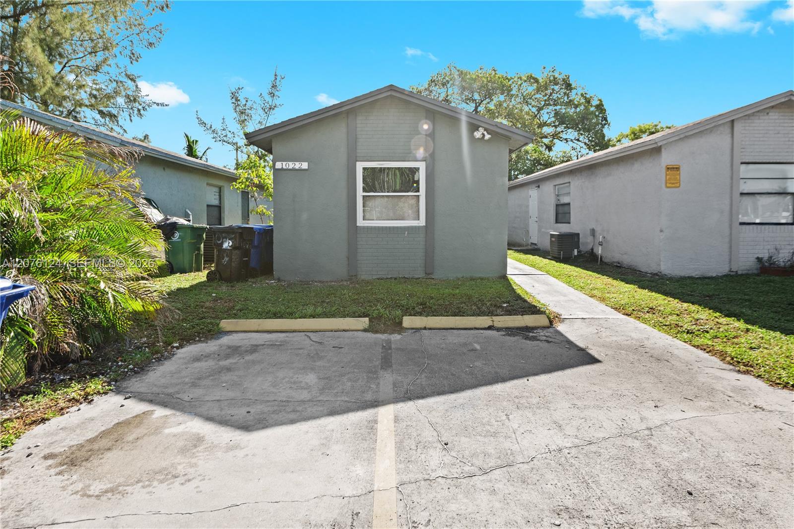 1022 NW 6th Ave, Fort Lauderdale FL 33311