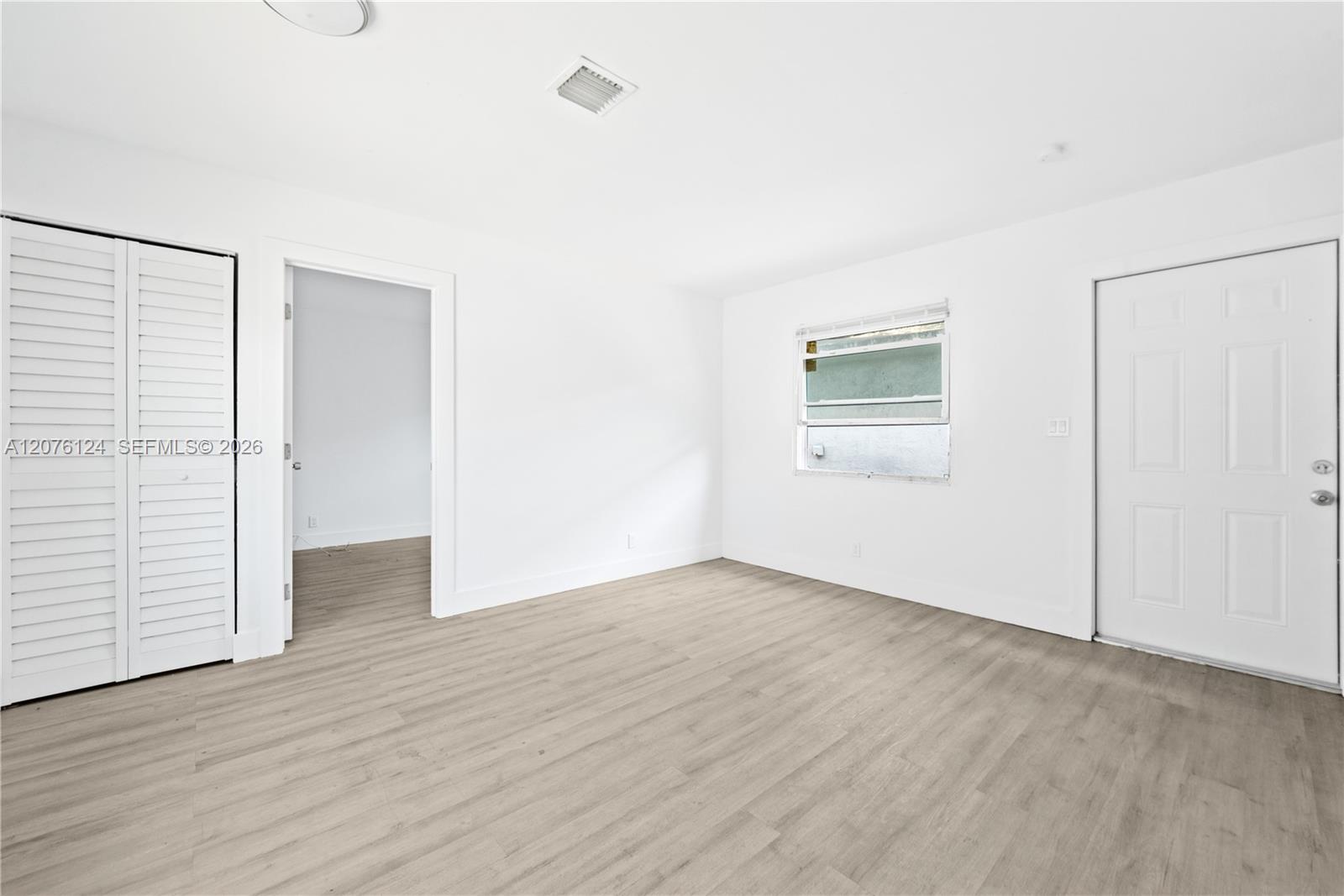 1022 NW 6th Ave — Photo 3