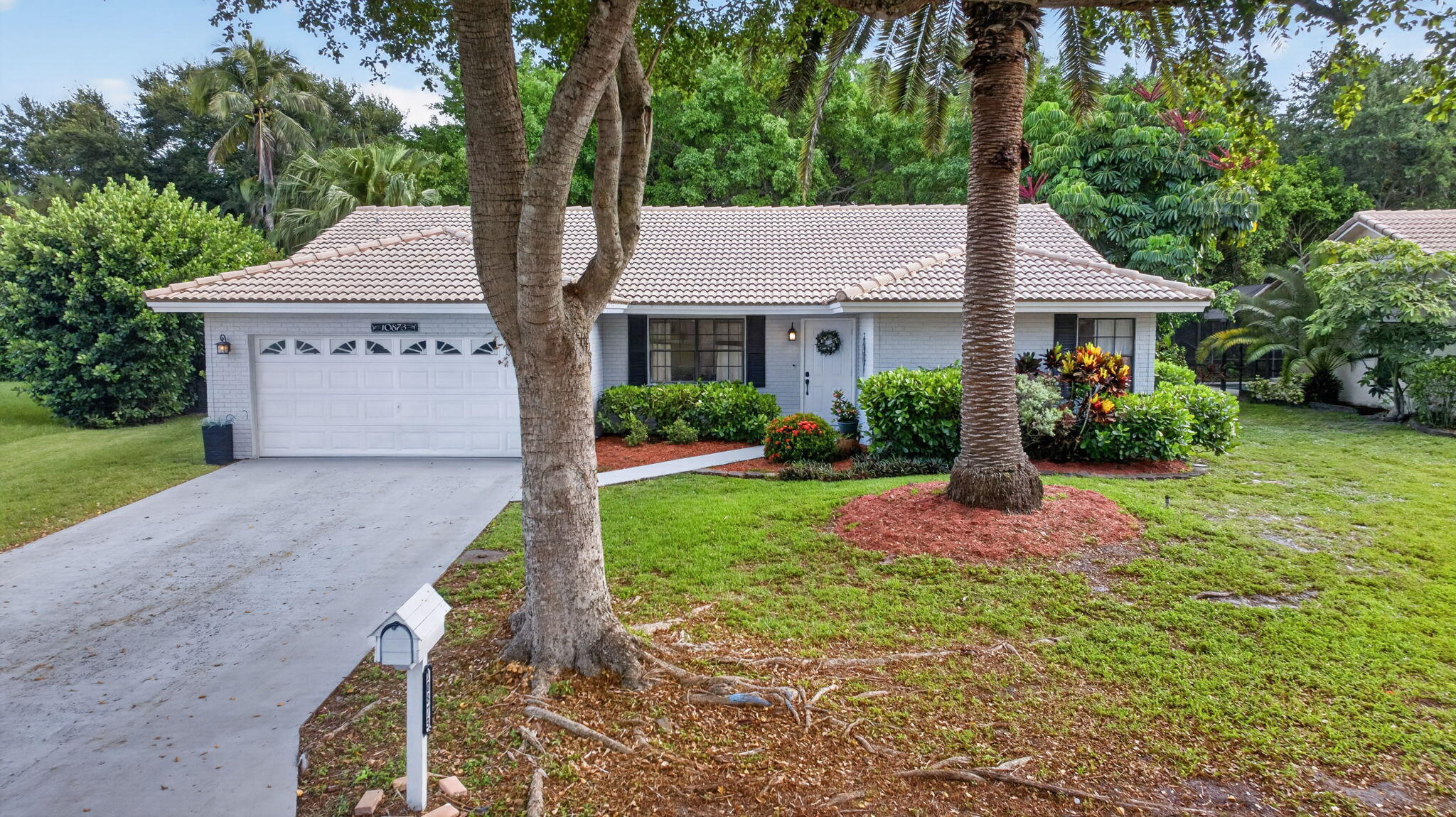 10873 NW 10th Place — Photo 4