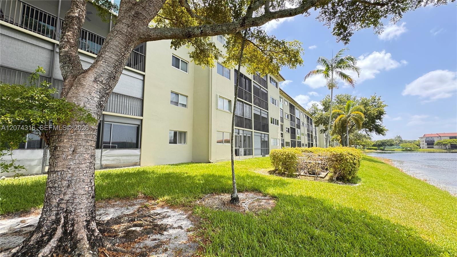 1400 SW 131st Way # 305Q — Photo 2