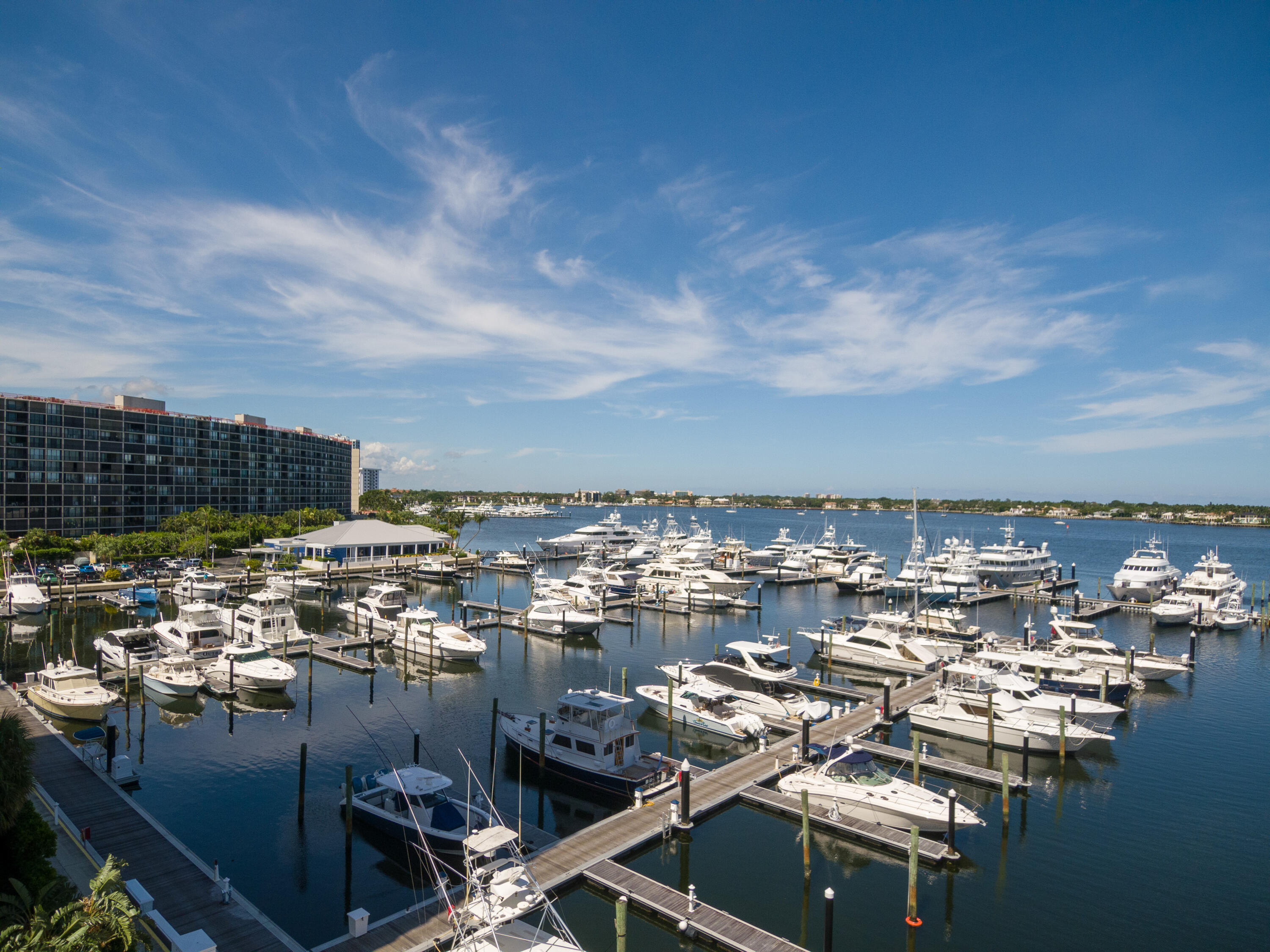 108 Lakeshore Drive # 1041, North Palm Beach FL 33408