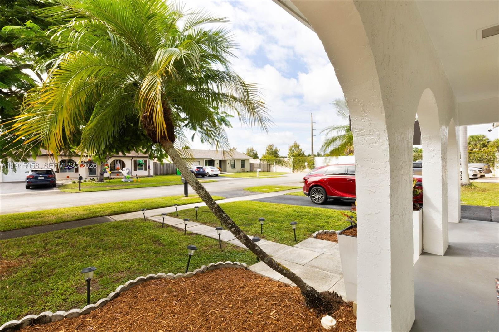 11145 NW 27th St — Photo 2