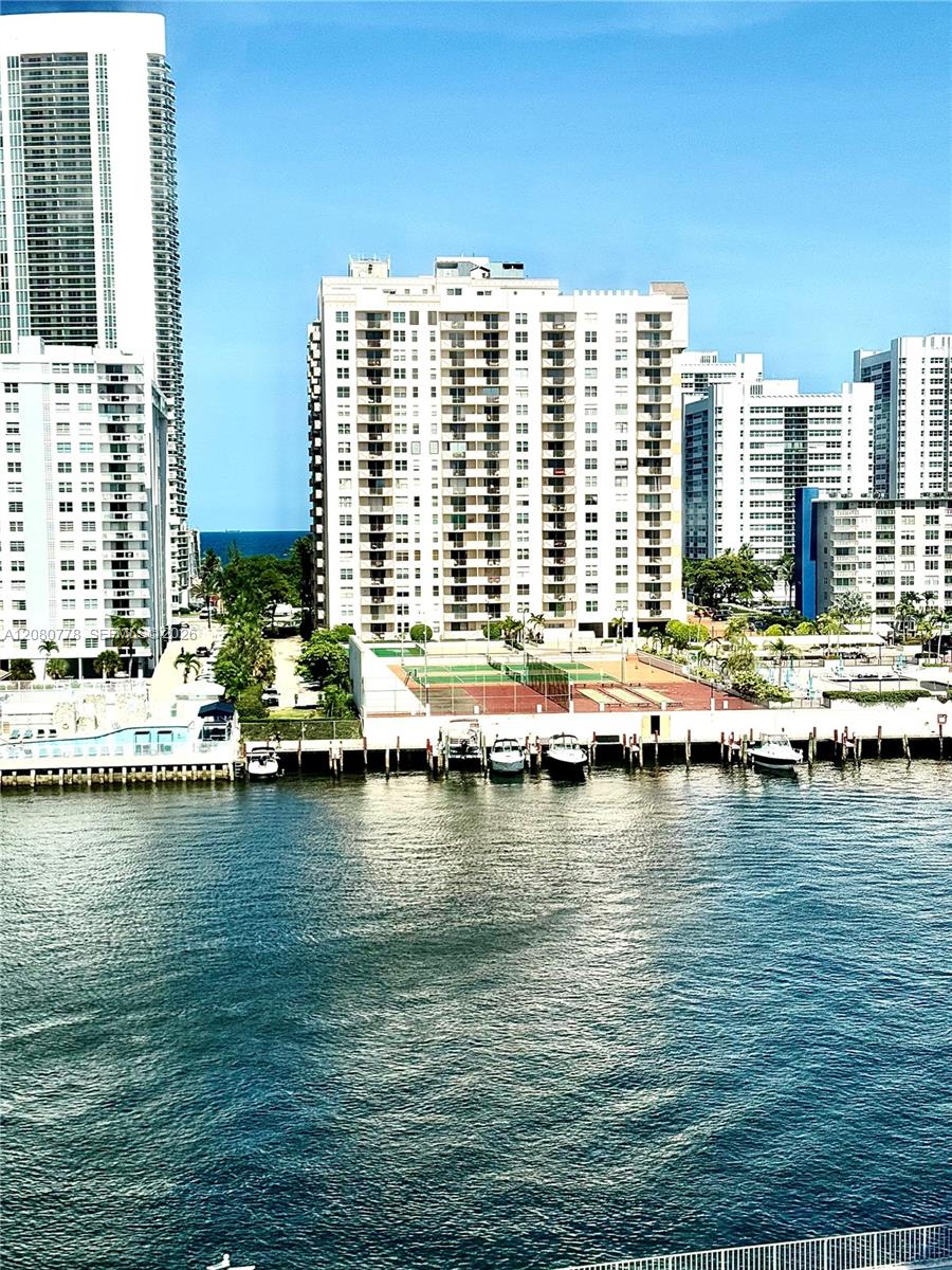 100 Golden Isles Dr # 806 — Photo 3