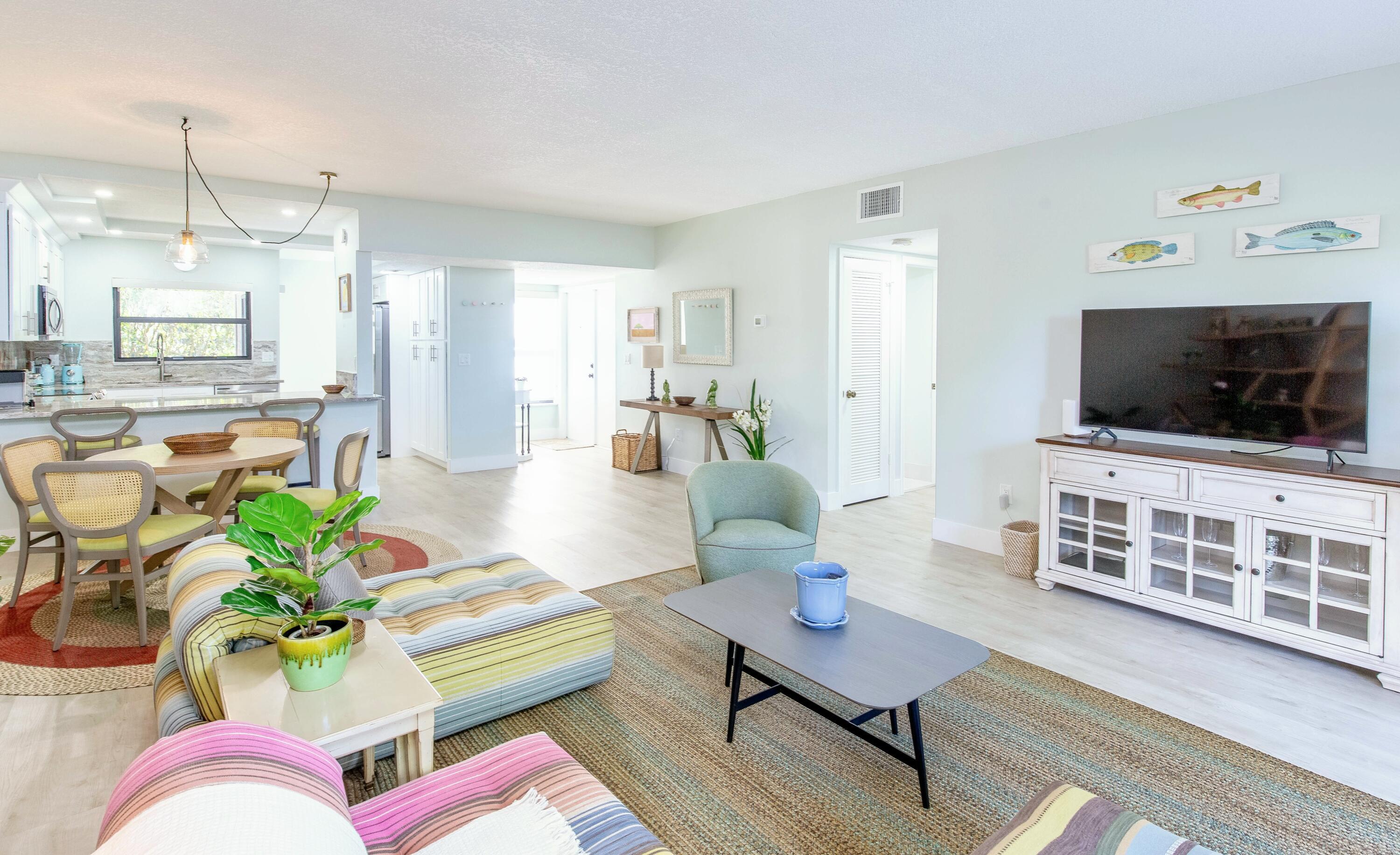 11267 Pond View B102 Drive # B102 — Photo 5
